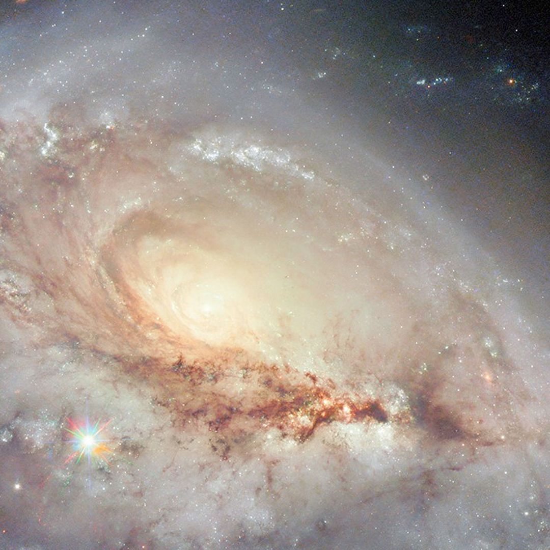 Hubble Images a Peculiar Spiral