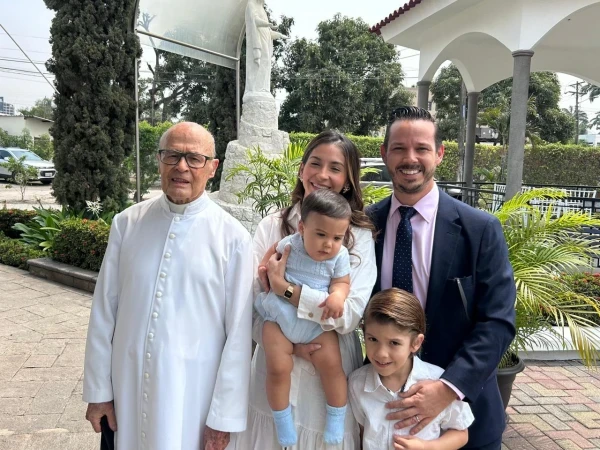 94-year-old priest: ‘I don’t want to be a has-been priest; I’m still a disciple’