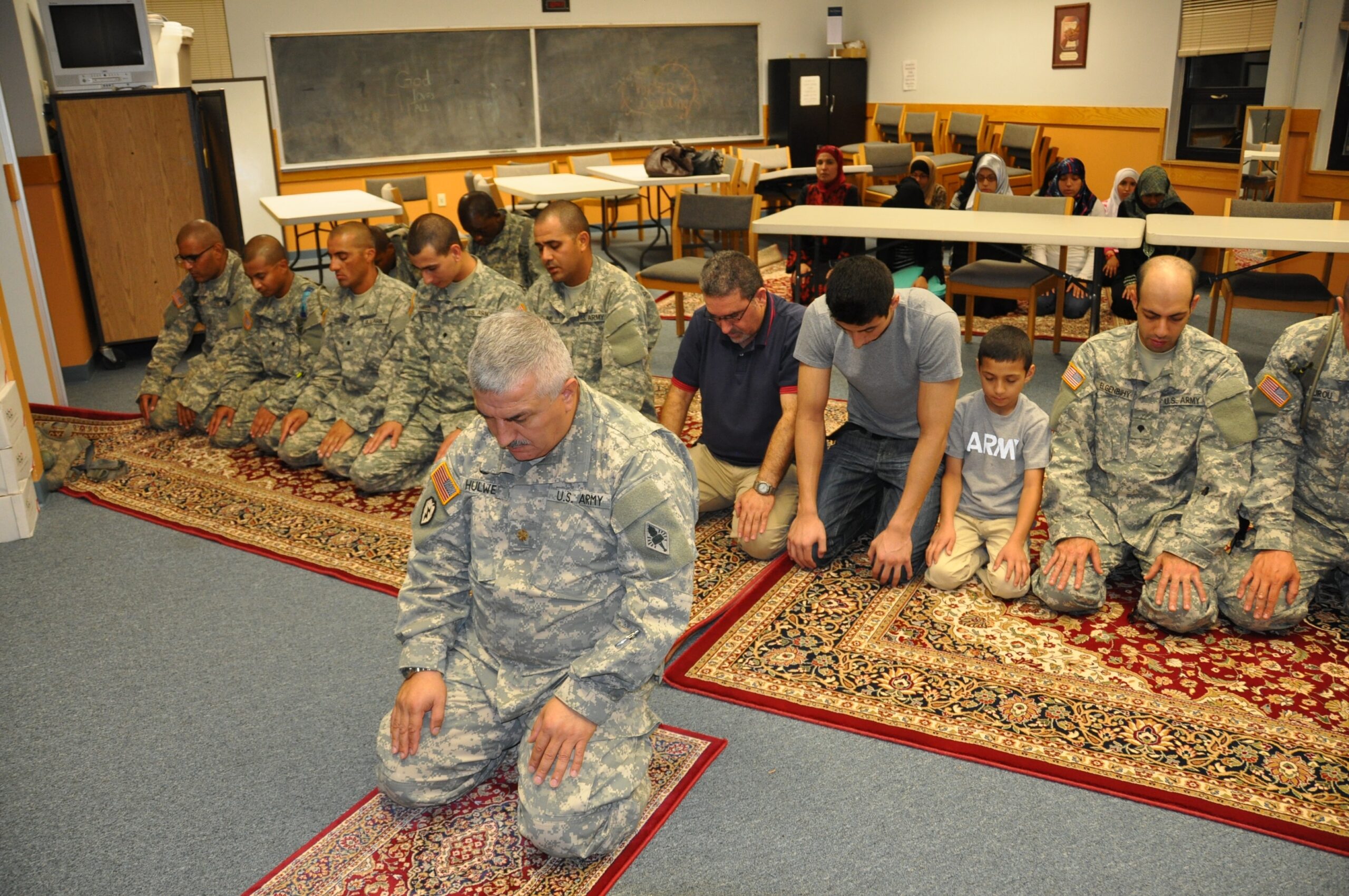 Muslim Rights Groups: US Army Grooming Standards May Infringe on Religious Freedom – 
  Muslim rights groups are concerned that new US Army grooming standards will exclude Muslims and Sikhs from serving.
The post Muslim Rights Groups: US Army Grooming Standards May Infringe on Religious Freedom appeared first on The Gateway Pundit.