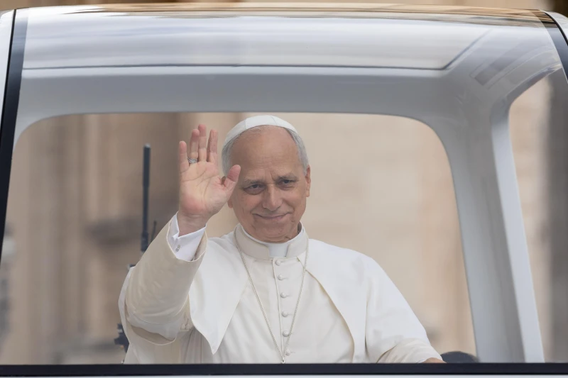 Pope Leo XIV reaffirms 2-state solution for Holy Land, warns of escalating war in Ukraine