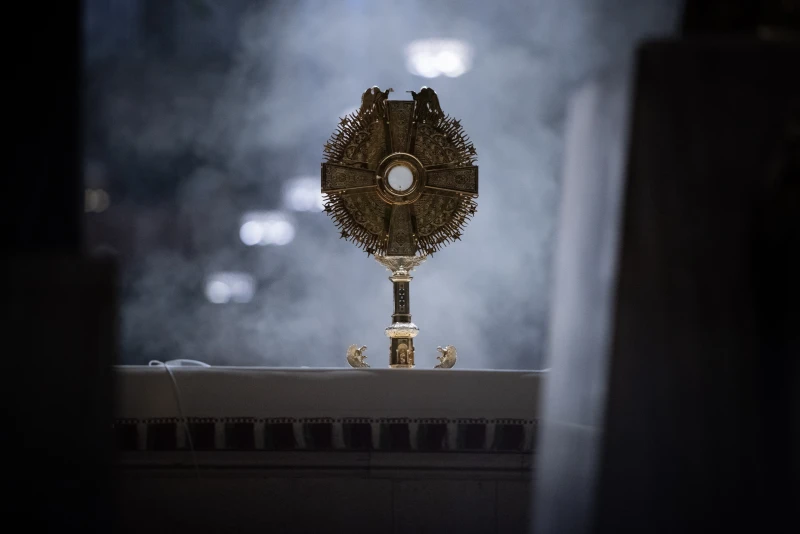 Study: ‘Traditional liturgical experiences predict stronger belief in the Real Presence’