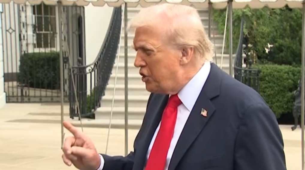 WATCH: “Fani Willis is a criminal!” – Trump GOES OFF on Fani Willis in Response to Supreme Court Rejecting Bid to Reinstate Herself on Junk 2020 Election RICO Case, Says She “Should be Put in Jail” for Destroying Innocent People – 
President Trump responded on Tuesday to Fulton County District Attorney Fani Willis’ failed attempt to reinstate herself to prosecute her lawfare case against President Trump and 2020 GOP Presidential electors in Georgia.
The post WATCH: “Fani Willis is a criminal!” – Trump GOES OFF on Fani Willis in Response to Supreme Court Rejecting Bid to Reinstate Herself on Junk 2020 Election RICO Case, Says She “Should be Put in Jail” for Destroying Innocent People appeared first on The Gateway Pundit.