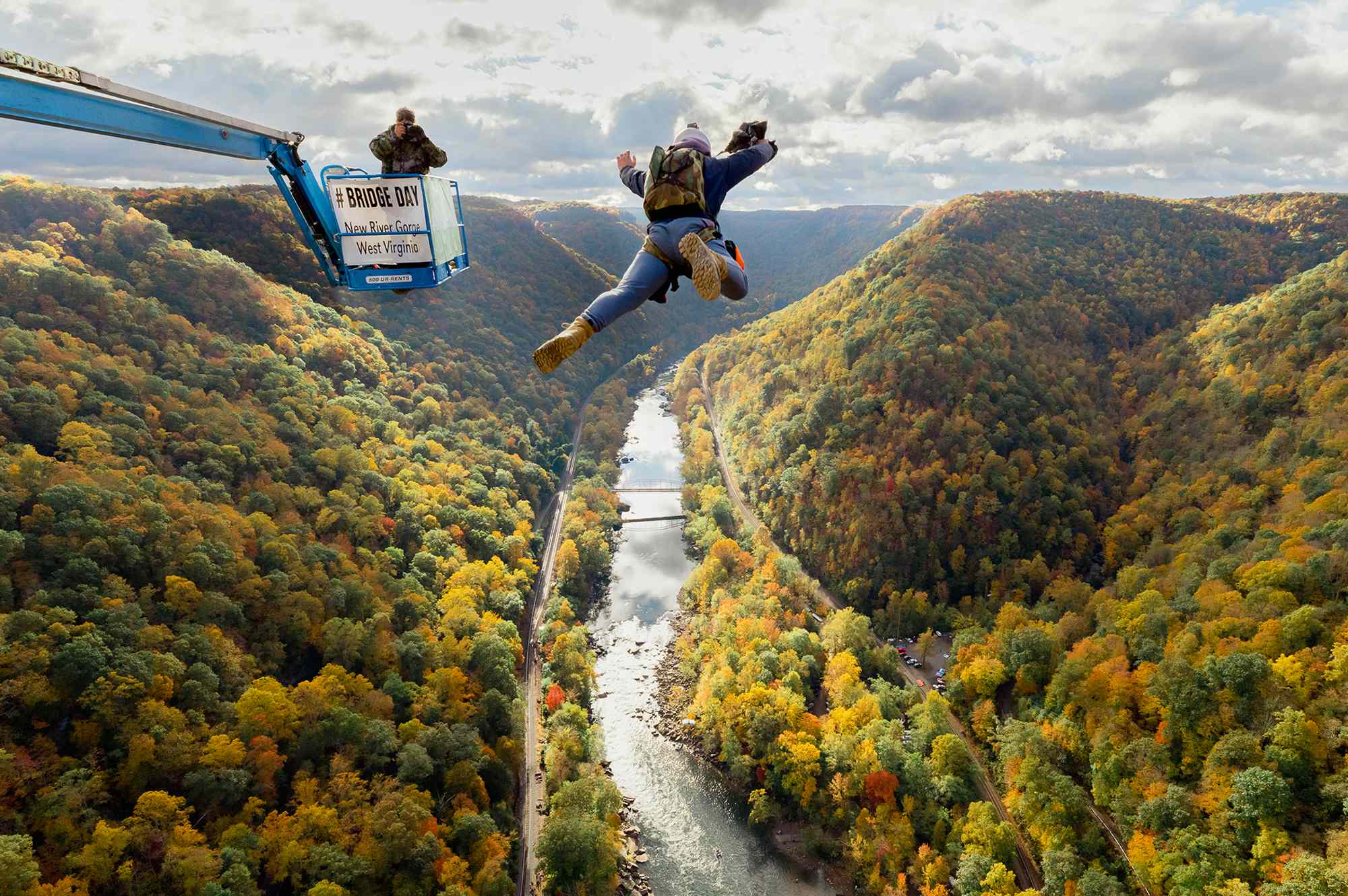 This Tiny West Virginia Town Hosts an Extreme Sports Event at One of the World’s Longest Bridges
