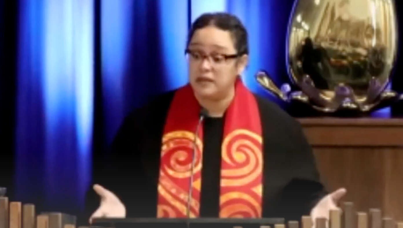 Unitarian President Reaffirms Belief That A Man Should Not Speak In Church #BabylonBee