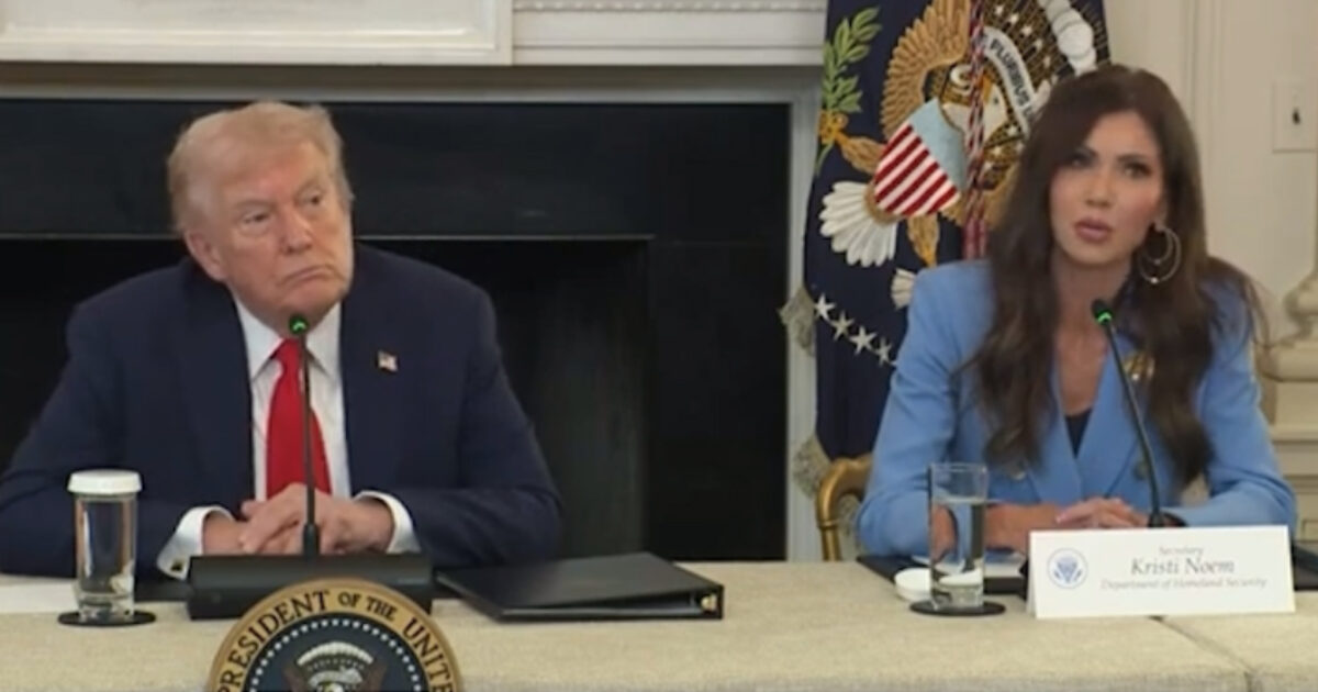 WATCH: President Trump Suggests that Brandon Johnson and JB Pritzker May Face Criminal Charges – DHS Sec Kristi Noem Reveals that Portland Police Were Cheering on Antifa’s Calls for Violence with Their “Fists in the Air”, Says Officials Should be Prosecuted – 
President Trump and Homeland Security Secretary Kristi Noem called for the prosecution of Chicago Mayor Brandon Johnson and Illinois Governor JB Pritzker for perpetuating attacks against law enforcement on Wednesday during a “Roundtable on ANTIFA” at the White House.
The post WATCH: President Trump Suggests that Brandon Johnson and JB Pritzker May Face Criminal Charges – DHS Sec Kristi Noem Reveals that Portland Police Were Cheering on Antifa’s Calls for Violence with Their “Fists in the Air”, Says Officials Should be Prosecuted appeared first on The Gateway Pundit.
