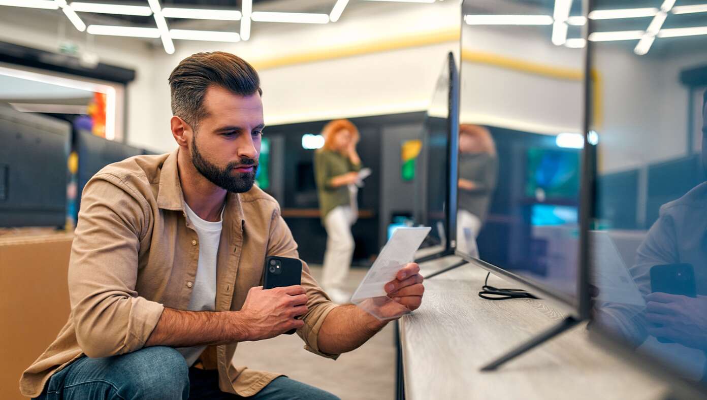 Sad: Man Who Missed Black Friday Forced To Buy TV For Same Price But Without Giant ‘BLACK FRIDAY SALE’ Tag #BabylonBee – RENO, NV — After missing out on Black Friday shopping, local man Chris Rogers was forced to purchase a new television for the exact same price but without a "BLACK FRIDAY SALE" tag.