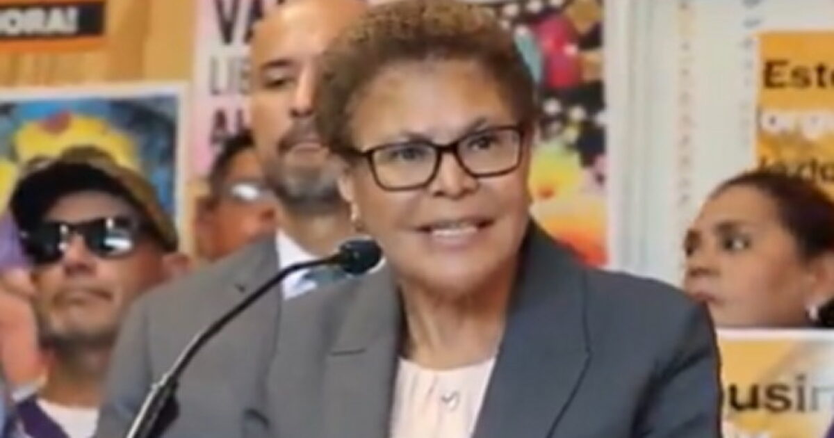 Karen Bass Admitted in Interview That the Response to LA Fires Was ‘Botched’ But the Audio is Curiously Missing – 
Los Angeles Mayor Karen Bass recently did an interview with Matt Welch of Reason Magazine.
The post Karen Bass Admitted in Interview That the Response to LA Fires Was ‘Botched’ But the Audio is Curiously Missing appeared first on The Gateway Pundit.