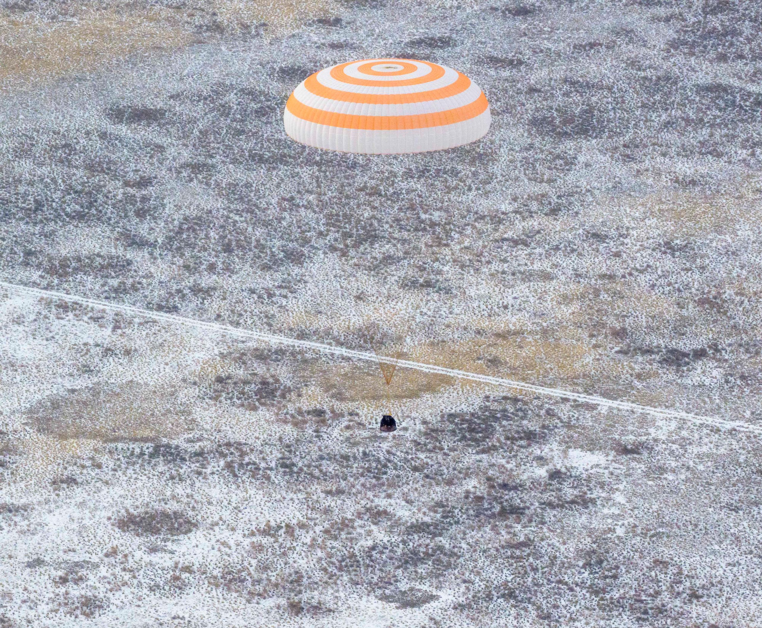 NASA Astronaut Jonny Kim Returns to Earth – The Soyuz MS-27 spacecraft is seen as it lands in a remote area near the town of Zhezkazgan, Kazakhstan with Expedition 73 NASA astronaut Jonny Kim, and Roscosmos cosmonauts Sergey Ryzhikov and Alexey Zubritsky aboard, Tuesday, Dec. 9, 2025.