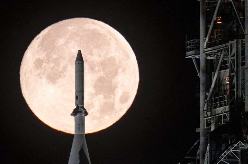 Full Moon over Artemis II - A full moon is seen shining over NASA’s SLS (Space Launch System) and Orion spacecraft, atop the mobile launcher in the early hours of February 1, 2026.