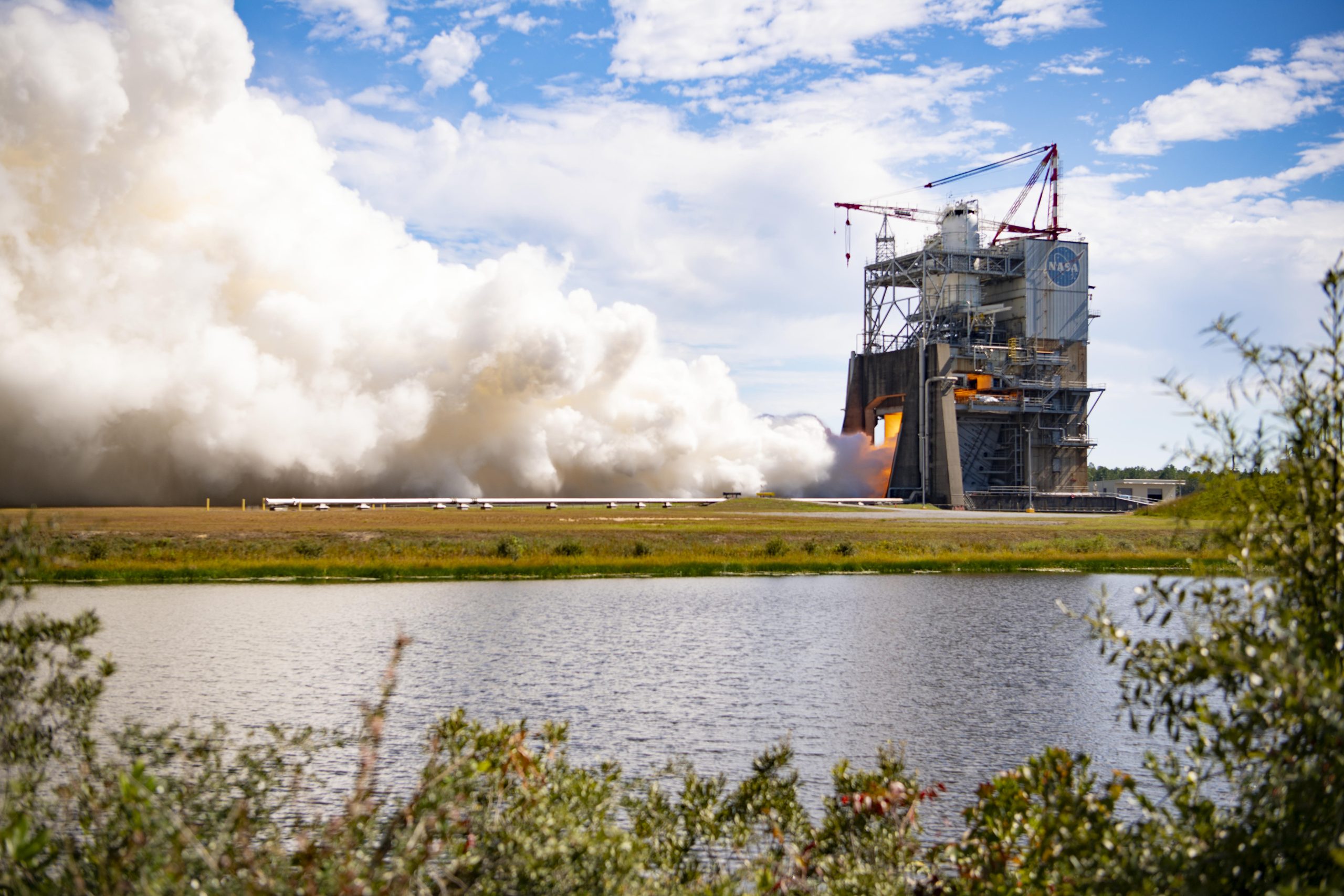 RS-25 Engine Tests at NASA Stennis – Teams at NASA’s Stennis Space Center near Bay St. Louis, Mississippi tested RS-25 engine No. 10001 on Oct. 21, 2026.