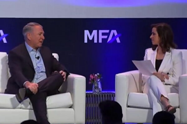 Billionaire Businessman Reflects on ‘Not Hard’ Decision to Leave Crime-Ridden Chicago –
Billionaire hedge fund manager Ken Griffin revealed that his company’s presence in Chicago, their former home city, will shrink to a mere two floors.
The post Billionaire Businessman Reflects on ‘Not Hard’ Decision to Leave Crime-Ridden Chicago appeared first on The Gateway Pundit. Billionaire Businessman Reflects on ‘Not Hard’ Decision to Leave Crime-Ridden Chicago –
Billionaire hedge fund manager Ken Griffin revealed that his company’s presence in Chicago, their former home city, will shrink to a mere two floors.
The post Billionaire Businessman Reflects on ‘Not Hard’ Decision to Leave Crime-Ridden Chicago appeared first on The Gateway Pundit.