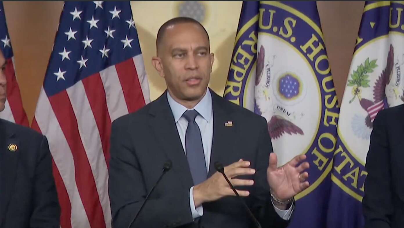 Congress Reassures Nation Government Shutdown Will Not Affect Paychecks For Congress #BabylonBee – WASHINGTON, D.C. — Amid an ongoing government shutdown, members of the U.S. Congress reassured the American public on Thursday that the paychecks of the U.S. Congress would not be affected.