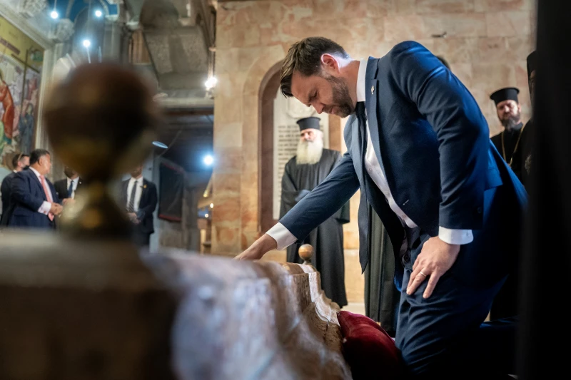 U.S. Vice President JD Vance attends Mass at Jerusalem’s Church of the Holy Sepulchre  – #Catholic – 
 
 U.S. Vice President JD Vance tours the Church of the Holy Sepulchre in the Old City of Jerusalem on Thursday, Oct. 23, 2025. / Credit: Nathan HOWARD / POOL / AFP / Getty Images

Washington, D.C. Newsroom, Oct 23, 2025 / 13:20 pm (CNA).
U.S. Vice President JD Vance and his wife, Usha, attended a private Mass celebrated by Franciscan monks at the Church of the Holy Sepulchre in Jerusalem on Thursday during a three-day diplomatic trip to Israel.Vance, the nation’s second Catholic vice president, met with a group of bishops and went to confession prior to Mass, according to the White House Pool Report.The Church of the Holy Sepulchre was constructed in the early fourth century during the reign of Constantine the Great, the first Roman emperor to convert to Christianity. It is jointly operated by the Catholic Church, the Greek Orthodox Church, and four Oriental Orthodox churches.According to tradition, the church is built on the site of Jesus Christ’s crucifixion, burial, and resurrection. It is a premier pilgrimage destination for Christians who visit the Holy Land.“What an amazing blessing to have visited the site of Christ’s death and resurrection,” Vance later said in a post on X. “I am immensely grateful to the Greek, Armenian, and Catholic priests who care for this most sacred of places. May the Prince of Peace have mercy on us and bless our efforts for peace.”During his visit, Vance knelt in silent prayer in front of The Stone of Anointing. Many believe this to be the stone on which Jesus Christ’s body was anointed with oils and balms before his burial.He also prayed before the Calvary Altar, which is believed to be the location where Christ was crucified.According to the pool report, Vance and his wife both lit candles in the church. Vance also lit two candles with fire from Christ’s tomb to bring back to the United States.“We are sending these lights to the White House,” an Armenian Orthodox bishop said, according to the pool report. “May God bless America, the United States, and Armenia and our friendship.”Vance’s trip to Israel comes as the White House is working with Israel and Hamas to maintain a ceasefire, which halted a two-year-long war in Gaza. Earlier during his trip, he asked Christians to pray for peace in the region.“Christians have many titles for Jesus Christ — and one of them is the Prince of Peace,” the vice president said. “And I’d ask people of all faiths, in particular my fellow Christians, to pray that the Prince of Peace can continue to work a miracle in this region of the world.”“I think with your prayers and with God’s providence, and with a very good team behind me, I think we’re going to get it done,” he said.