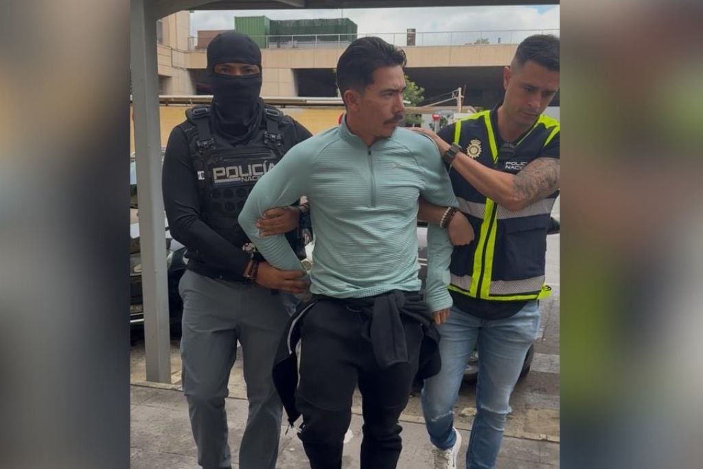 Captured in Málaga: ‘Pipo,’ leader of the Ecuadorian cartel Los Lobos, the most wanted drug trafficker in Hispanic America arrested after years on the run with a false identity – 
This is a Gateway Hispanic article.
The post Captured in Málaga: ‘Pipo,’ leader of the Ecuadorian cartel Los Lobos, the most wanted drug trafficker in Hispanic America arrested after years on the run with a false identity appeared first on The Gateway Pundit.