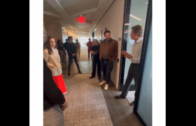 FAFO: Entitled Condé Nast Employees Confront HR Chief Over Recent Layoffs, Four of Them Get Fired (VIDEO) – 
A group of employees at publisher Condé Nast recently decided to confront their human resources chief because they are upset about some recent layoffs.
The post FAFO: Entitled Condé Nast Employees Confront HR Chief Over Recent Layoffs, Four of Them Get Fired (VIDEO) appeared first on The Gateway Pundit.