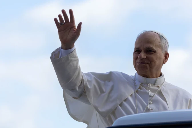 How to watch Pope Leo XIV’s historic live digital encounter with American youth #Catholic 
 
 Pope Leo XIV waves to pilgrims gathered at his general audience on Oct.25, 2025. / Credit: Daniel Ibáñez/EWTN News

Washington, D.C. Newsroom, Nov 20, 2025 / 15:30 pm (CNA).
Pope Leo XIV will hold a historic live digital conversation with American teenagers at the National Catholic Youth Conference (NCYC) on Friday. The faithful across the globe can also tune in to watch the encounter.The Holy Father will hold the digital discussion with young Catholics amid the Nov. 20–22 NCYC, hosted by the National Federation for Catholic Youth Ministry.The pope will speak at 10:15 a.m. ET on Nov. 21 and enter into dialogue with a group of high school students.People attending NCYC in Indianapolis at Lucas Oil Stadium can watch the encounter at the event, but others across the world are able to join online from homes, schools, and parishes.The exchange will be broadcast via a livestream available on EWTN YouTube. Viewers can also watch through the EWTN app or on EWTN’s cable channel.This marks the first time that a pope will directly engage with U.S. youth in a live digital encounter at NCYC. More than 40 teens have participated in the dialogue planning process, and five of them will get the chance to speak directly with the Holy Father.For other news about the pope’s discussion and NCYC, the faithful can stay informed on CNA’s live updates page.