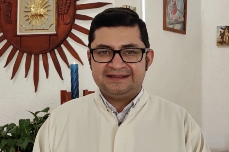 Priest found dead in Mexico; 2 suspects arrested – #Catholic – 
 
 Father Ernesto Baltazar Hernández Vilchis. / Credit: Courtesy of Our Lady of Guadalupe Parish/Screenshot

Puebla, Mexico, Nov 14, 2025 / 13:04 pm (CNA).
The Catholic Church has confirmed the discovery of the body of Father Ernesto Baltazar Hernández Vilchis, a priest of the Diocese of Cuautitlán in Mexico who had been missing for more than two weeks.In a message, Bishop Efraín Mendoza Cruz of the Diocese of Cuautitlán expressed his gratitude “for the life and ministry of Father Ernesto, for his generous dedication to the Gospel, and for his pastoral service, which is a fruitful seed that will continue to bear fruit in the Church.”He also urged the authorities to conduct investigations “that lead to the clarification of the facts of the case and to the justice that every human life deserves.”The diocese also joined “the outcry of so many families suffering from violence and disappearances in our country, and we ask that this painful reality, which afflicts the lives of our communities, be brought to an end.”Finally, the bishop called on the community to offer prayers for the priest’s family, that they might find consolation, and he entrusted “to Christ, victor over death, the soul of Father Ernesto and the souls of all the faithful departed.”Suspected perpetrators arrestedIn a statement released Nov. 13, the attorney general’s office of Mexico state reported the arrest of a man and a woman for their possible involvement in the murder of Hernández. An arrest warrant has been issued for another woman, and her eventual arrest is expected.According to the attorney general’s office, the priest was attacked “with a sharp object,” inflicting “wounds that led to his death.”The three alleged perpetrators identified by authorities “reportedly tried to obstruct the investigation by hiding the body in bags,” which they tied to a piece of furniture and abandoned in a sewage canal.The authorities stated that one of the suspects has a criminal record in Mexico state, where he served an 18-year prison sentence for robbery with the use of violence. This story was first published by ACI Prensa, CNA’s Spanish-language news partner. It has been translated and adapted by CNA.