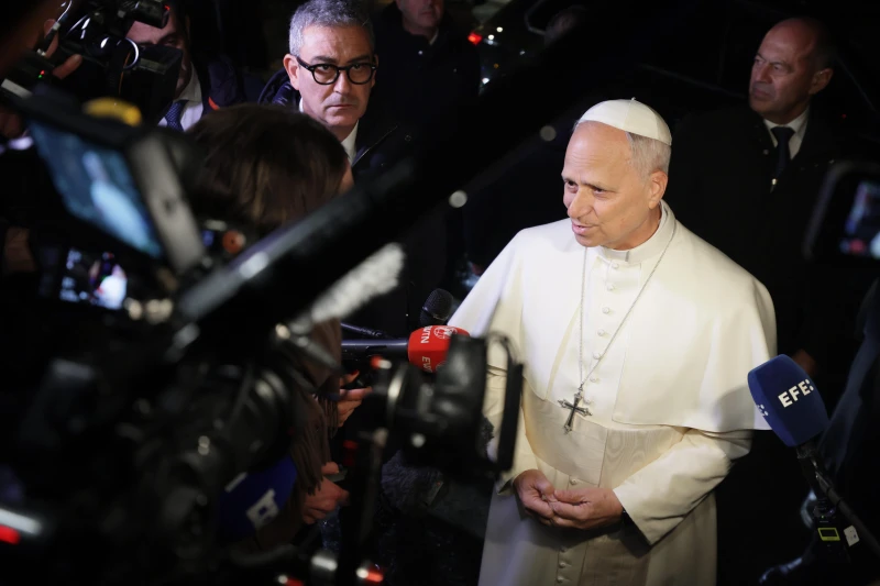 ‘Say thank you to someone’ this Thanksgiving, Pope Leo XIV says #Catholic 
 
 Pope Leo XIV speaks to reporters after a daylong stay at the papal villa of Castel Gandolfo on Nov. 25, 2025. / Credit: Daniel Ibáñez/CNA

Castel Gandolfo, Italy, Nov 25, 2025 / 15:31 pm (CNA).
Pope Leo XIV on Tuesday suggested that people “say thank you to someone” this Thanksgiving and he addressed concerns about violence in Lebanon ahead of his trip there later this week.Speaking two days before Thanksgiving, the first U.S.-born pope celebrated what he called “this beautiful feast that we have in the United States, which unites all people, people of different faiths, people who perhaps do not have the gift of faith.” The pope urged all people, not just Americans, to take the occasion “to recognize that we all have received so many gifts, first and foremost, the gift of life, the gift of faith, the gift of unity … and to give thanks to God for the many gifts we’ve been given.” Pope Leo answered questions from reporters as he left for Rome after a daylong stay at the papal villa of Castel Gandolfo.Pope Leo XIV speaks to reporters after a daylong stay at the papal villa of Castel Gandolfo on Nov. 25, 2025. Credit: Daniel Ibáñez/CNALeo is set to begin his first international trip as pope Nov. 27, a six-day visit to Turkey and Lebanon. The foreign trip is the fulfillment of a promise made by Pope Francis to visit Lebanon, a Muslim-majority country. Regional instability and internal crises have battered the small country where about a third of the population is Christian.Reporters asked Leo if violence in Lebanon is a concern.“It’s always a concern,” the pope said. “Again, I would invite all people to look for ways, to abandon the use of arms as a way of solving problems, and to come together, to respect one another, to sit down together at the table, to dialogue and to work together for solutions for the problems that affect us.”Pope Leo XIV answers questions from reporters as he leaves for Rome after a daylong stay at the papal villa of Castel Gandolfo on Nov. 25, 2025. Credit: Daniel Ibáñez/CNARegarding a message for Israel, the pope said he likewise encourages all people “to look for peace, to look for justice, because oftentimes violence occurs as a result of injustices. And I think we have to work together, look for greater unity, respect for all people and all religions.”Pope Leo XIV exits the papal villa of Castel Gandolfo on Nov. 25, 2025. Credit: Daniel Ibáñez/CNA