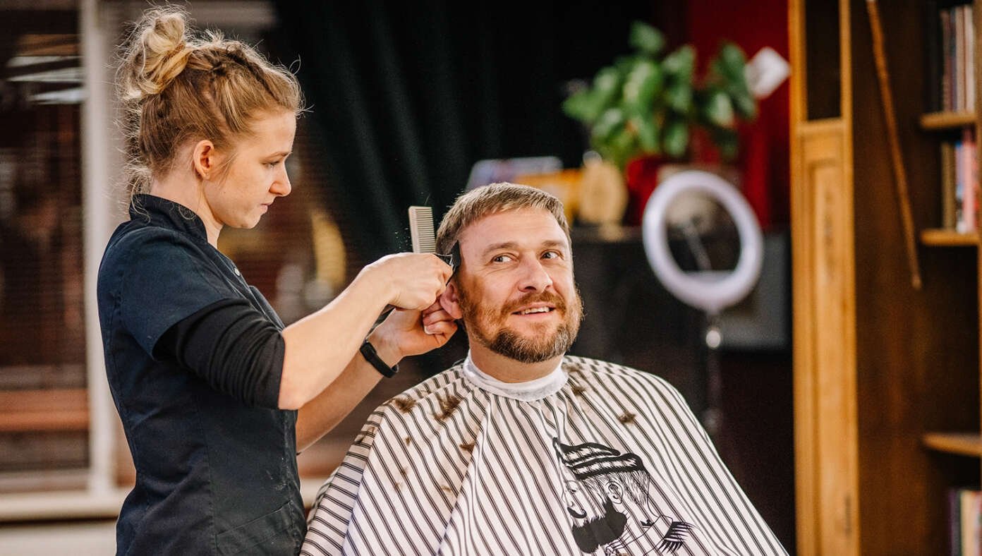 Tragic: Man Runs Out Of Conversation Topics 45 Seconds Into Haircut #BabylonBee – KANSAS CITY, MO — Tragedy struck in a local barbershop today, as a man realized just 45 seconds into getting his haircut that he had already run out of all conversation topics.