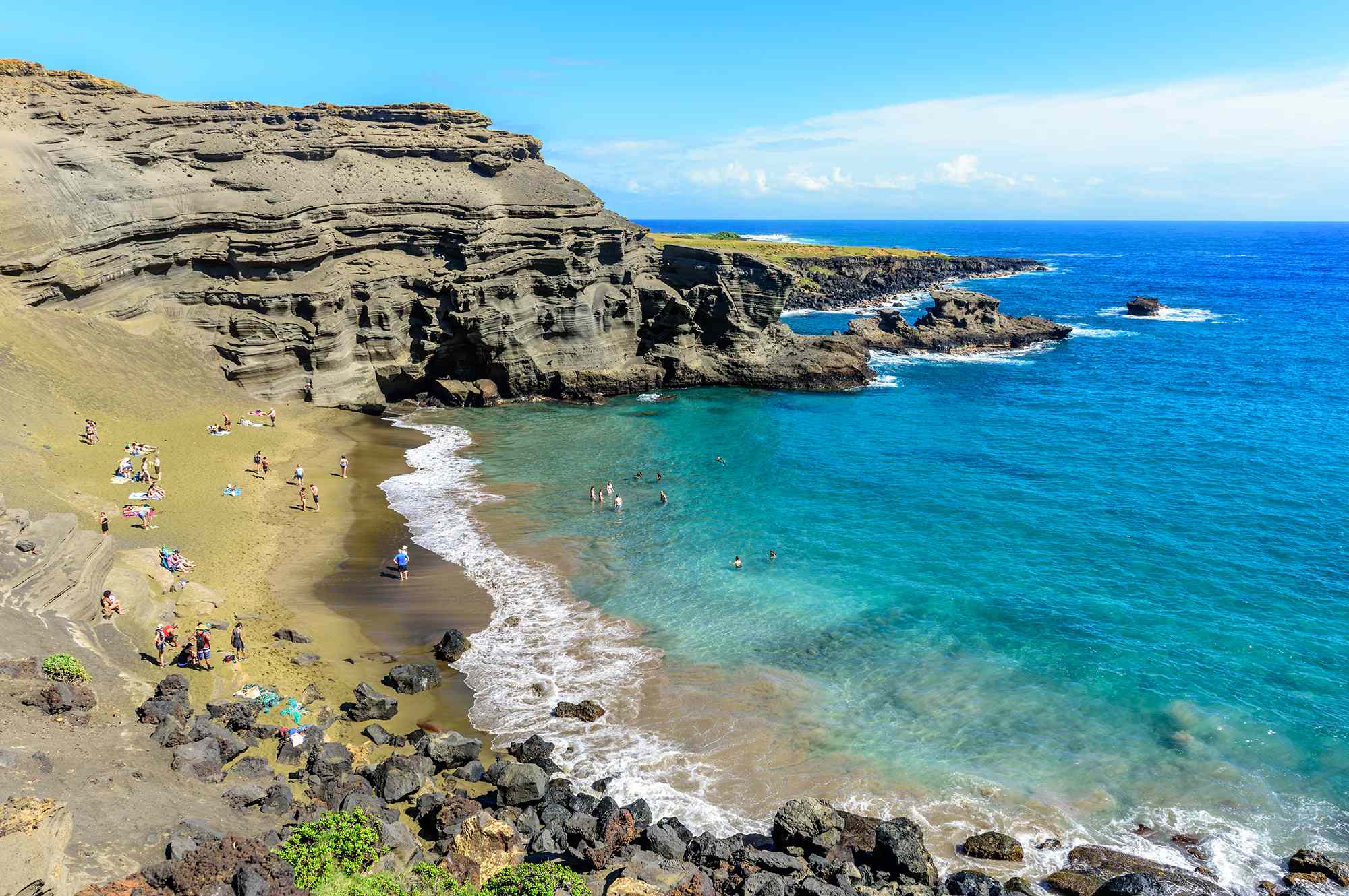 This Rare Green Sand Beach in the U.S. Is One of Only Four in the World—Here’s How to Visit #Travel Papakōlea Beach on Hawaii’s Big Island gets its stunning emerald hue from a mineral called olivine.