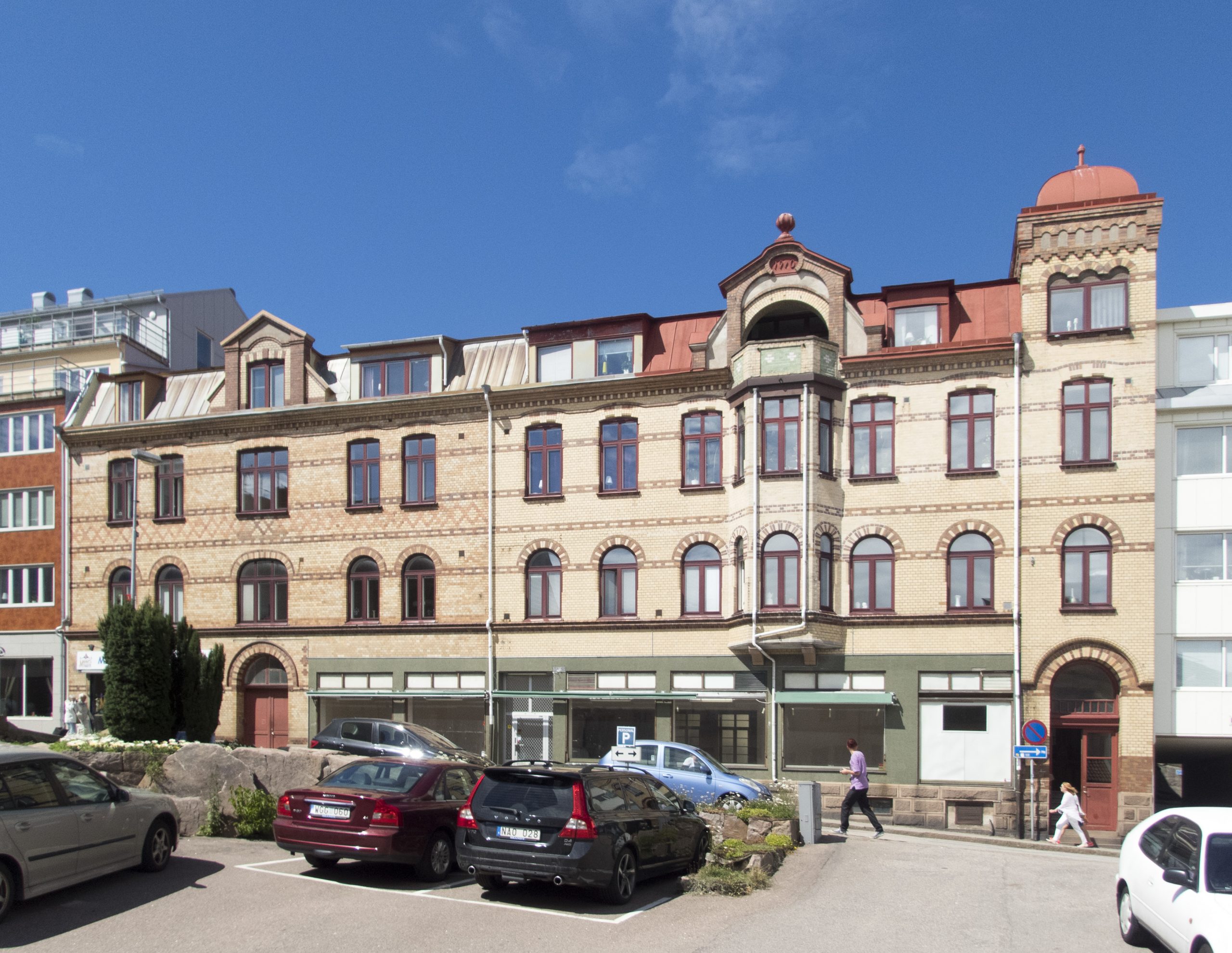 Picture of the day





Sunset over the ice of Brofjorden in Sandvik, Brastad, Lysekil Municipality, Sweden
 #ImageOfTheDay
