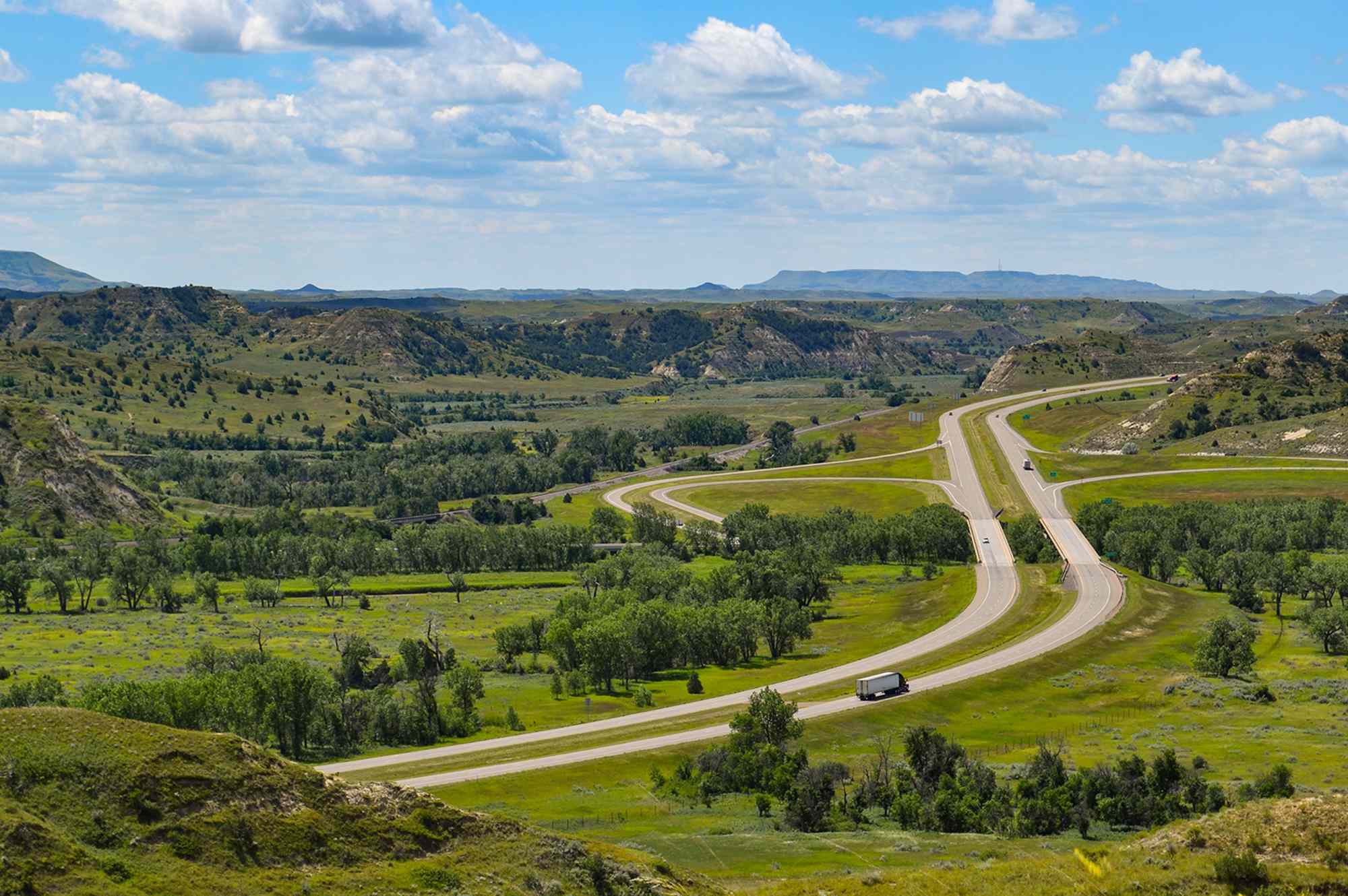 This 648-mile Route Is the Longest Road Trip in the U.S. With No Restrooms—and It Takes More Than 10 Hours #Travel Here’s what you need to know so you can hit the open road worry-free.