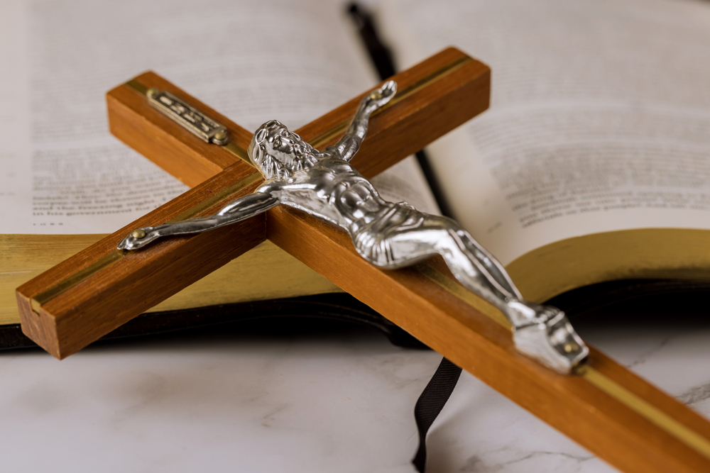 During Lent, a bishop invites people to practice ‘spiritual intelligence’ – #Catholic – The bishop of San Ignacio de Velasco in Bolivia, Robert Flock, reviewed the different types of intelligence and encouraged the development of “spiritual intelligence,” which allows one to move from a mere understanding of things to true wisdom.Recalling his youth, the prelate noted that intelligence was measured according to mathematical and verbal abilities. Later, at the university, he became aware of the existence of emotional intelligence, “through which one can perceive, understand, and manage one’s own emotions and those of others,” he recalled.However, citing psychologist Howard Gardner, he referred to “multiple intelligences,” different forms that include: linguistic-verbal, logical-mathematical, visual-spatial, musical-auditory, bodily-kinesthetic, interpersonal, intrapersonal, naturalist, emotional, existential, creative, and collaborative.“Naturally, this list does not include artificial intelligence, which is not a human capacity but a computer tool that is beginning to dominate information searches,” the prelate clarified.However, Flock emphasized a type of intelligence that he considers “the most important”: spiritual intelligence.“At first glance, it sounds like existential intelligence, No. 10, which is defined as ‘meditation on existence, including the meaning of life and death,’ but this would be a superficial understanding, ironically lacking in intelligence, because spiritual intelligence is being attuned to God,” he explained.“Spiritual intelligence allows us to move from a mere understanding of things to true wisdom. It is the only one that can unite and harmonize all the others and ensure that they are used wisely,” he added.“All the phrases in the Lord’s Prayer emanate from the spiritual intelligence of Jesus Christ, as do his parables and other teachings, his miracles, and his final sacrifice.”Jesus, the prelate noted, “embodied all forms of intelligence, except for artificial intelligence, which he did not need.”“The risen Jesus opened the intellect of his disciples so they could ‘understand the Scriptures’; that is, he gave them the gift of spiritual understanding so that they could not only understand the Bible but also converse with God at all times,” he emphasized.“This is not the opiate of the masses, as someone lacking spiritual understanding has said. It is life in abundance. This is what Lent is for!” he explained.This story was first published by ACI Prensa, the Spanish-language sister service of EWTN News. It has been translated and adapted by EWTN News English.