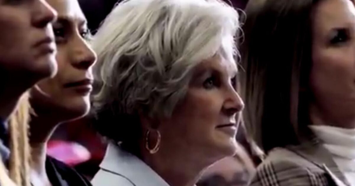 JUST IN: President Trump Announces White House Chief of Staff Susie Wiles Diagnosed with Breast Cancer – 
President Trump on Monday announced White House Chief of Staff Susie Wiles has been diagnosed with early stage breast cancer.
The post JUST IN: President Trump Announces White House Chief of Staff Susie Wiles Diagnosed with Breast Cancer appeared first on The Gateway Pundit.