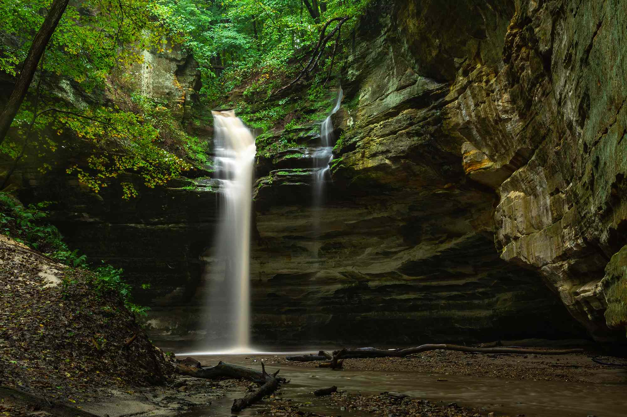 One of the Most Beautiful Parks in the Midwest Is 1.5 Hours From Chicago—With 18 Sandstone Canyons and Pretty Waterfalls #Travel The Midwest is full of gorgeous hidden gems.