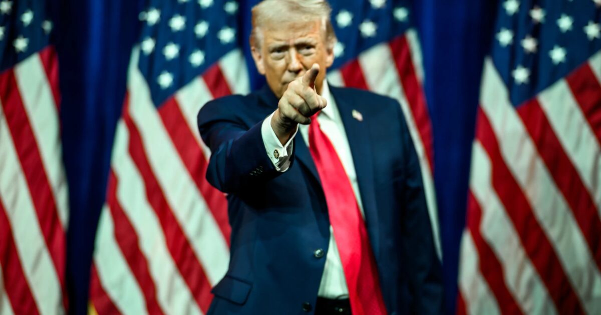 Trump Threatens to “Finish Off” Iran and Let Asia and NATO “Be Responsible” for the Strait of Hormuz – 
President Trump seemingly threatened to escalate the war in Iran and leave the Strait of Hormuz, a vital artery where up to 25% of the world’s oil travels through, to other countries that use it for their oil.
The post Trump Threatens to “Finish Off” Iran and Let Asia and NATO “Be Responsible” for the Strait of Hormuz appeared first on The Gateway Pundit.