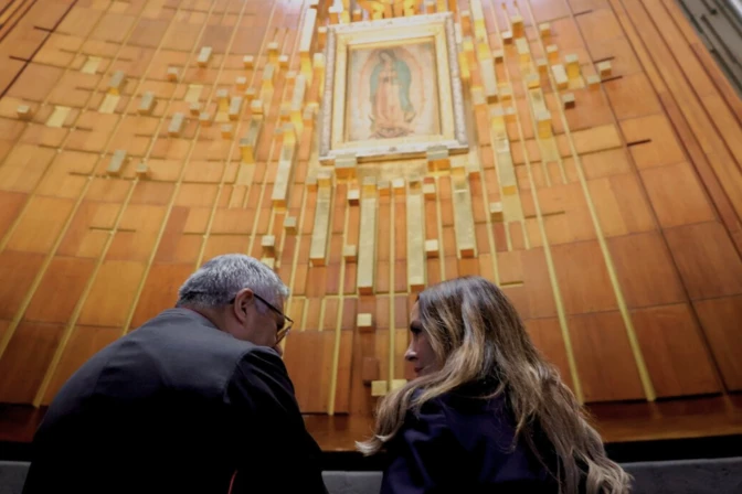 U.S. drug czar prays before image of Our Lady of Guadalupe in Mexico – #Catholic – Sara Carter, director of the U.S. government’s Office of National Drug Control Policy, recently visited the Basilica of Our Lady of Guadalupe in Mexico City, where she stated that with God’s blessing, “the plague of the cartels and the poisons they inflict on us and our children” will be overcome.On Feb. 26, Carter visited the basilica, the site that houses the original tilma of St. Juan Diego, upon which the Virgin of Guadalupe’s image is imprinted.Carter’s visit last week follows the operation carried out on Feb. 22 in the state of Jalisco, which resulted in the capture and subsequent death of Nemesio Oseguera Cervantes, alias “El Mencho,” leader of the Jalisco New Generation Cartel.At a press conference on Feb. 23, Omar García Harfuch, Mexico’s secretary of security and citizen protection, indicated that the capture of the drug kingpin was also made possible thanks to information provided by U.S. authorities.Faith, a ‘cornerstone’ against addictionThe released photographs show Carter at various points within the Marian shrine, accompanied by Father Martín Muñoz López, vicar general of the Archdiocese of Mexico City and canon of the basilica.TweetThe post was accompanied by a message in which the official stated that “faith remains a cornerstone in the fight against drug addiction — guiding prevention, healing, and recovery for communities everywhere.”In another image, in which she appears at the feet of the image of Our Lady of Guadalupe, Carter affirmed that faith “is not only the cornerstone of my life, but our National Drug Control strategy.”“I pray for the people of the United States and Mexico who are under the protection of Our Lady of Guadalupe. With God’s blessings and his providence, we will overcome the plague of cartels and the poisons they inflict on us and our children,” Carter said.TweetBilateral security meetingsThe day before, on Feb. 25, Carter met with Mexico’s security cabinet, along with U.S. Ambassador to Mexico Ronald Johnson.Those participating in the meeting included Secretary of National Defense General Ricardo Trevilla; Secretary of the Navy Admiral Raymundo Morales; Secretary of Security and Citizen Protection Omar García Harfuch; Secretary of the Interior Rosa Icela Rodríguez; and Attorney General of the Republic Ernestina Godoy, as well as members of the U.S. delegation.Following the meeting, Johnson stated that both governments are working “together to stop the scourge of fentanyl and dismantle the networks that are poisoning our communities.”It was also reported that the director met with Foreign Minister Juan Ramón de la Fuente and Undersecretary Roberto Velasco Álvarez as part of the bilateral agenda on cooperation and combating drug trafficking.This story was first published by ACI Prensa, the Spanish-language sister service of EWTN News. It has been translated and adapted by EWTN News English.