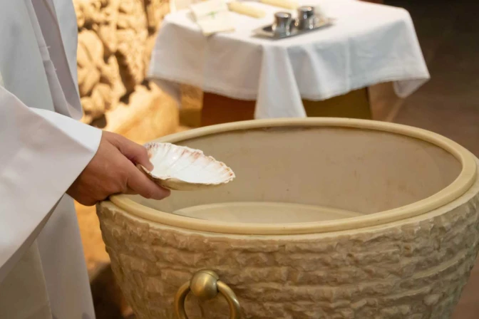 New record in France: More than 20,000 adults and teens baptized at Easter #Catholic This Easter, France recorded more than 20,000 adult and adolescent baptisms, a 20% increase compared with the previous year. A new report published by the French Bishops’ Conference presents the latest statistical data from Easter 2026, during which approximately 8,200 adolescents and 13,200 adults embraced the Catholic faith.The report indicates that the majority of converts are young adults between the ages of 18 and 25, closely followed by the 26-to-40 age group. Women constitute the largest segment, accounting for approximately 62% of the total.In general, the new catechumens have no prior religious tradition, driven primarily by difficult life experiences, a profound search for meaning, or spiritual encounters that left a lasting mark on their lives, according to the report.The ecclesiastical provinces with the highest number of baptisms were Paris, with 3,184, followed by Marseille with 1,437 and Lyon with 1,200. The report highlights a notable increase in the military diocese, headquartered in the French capital, particularly during the military pilgrimage to Lourdes.The ‘magnitude of the thirst for God’Olivier de Germay, archbishop of Lyon and the official responsible for the catechumenate in the country, reflected on this new reality, one that “never ceases to surprise and challenge us.”Although society has long been aware of the world’s failure to provide answers to “the deep aspirations of the human being,” the French prelate expressed his surprise at the “rapidity and magnitude of the thirst for God manifesting itself today.”This phenomenon opens up a new horizon and presents a “major challenge” for the Church, he said, which must offer appropriate guidance for initiation into the Christian life.For De Germay, the situation also calls upon the “seasoned veterans of the Christian life,” who are invited “to once again become aware of how God can break into [a person’s life] and transform it.”Among some new initiatives to address the increasing numbers, the regional council launched by the eight dioceses of the Île-de-France region stands out. Titled “Catechumens and Neophytes: New Perspectives for the Life of Our Church in Our Dioceses,” the council will run until May 2027. After gathering feedback from Catholics, including the newly baptized, the council aims to develop an appropriate response to the growing number of converts and to establish common guidelines at the provincial level.The provincial council is encouraging the other dioceses outside the Île-de-France region to launch other initiatives focused on specific proposals to increase the participation of the newly baptized in the liturgy.This story was first published by ACI Prensa, the Spanish-language sister service of EWTN News. It has been translated and adapted by EWTN News English.