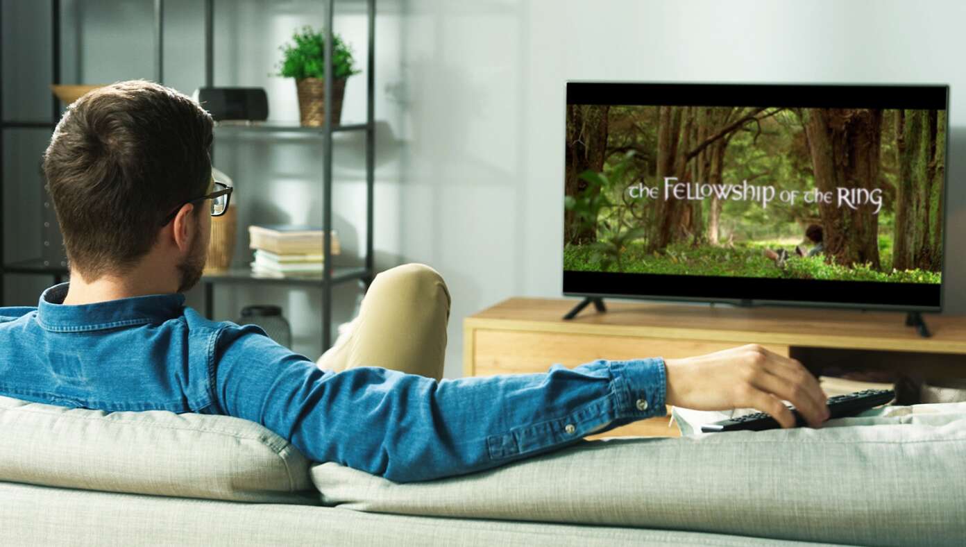 9 Best Times To Watch ‘The Fellowship Of The Ring’ #BabylonBee – Peter Jackson’s The Fellowship of the Ring is among the best films ever made, but it’s long. Clocking in at almost three hours for the theatrical release (3h 48m for the extended edition), it’s hard to know when the best time to watch it is. Fortunately, we’ve got you covered.