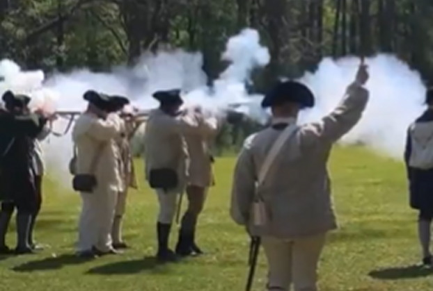 BEYOND PARODY: The Associated Press Floats Idea of Gun Control for… MUSKETS (VIDEO) – 
Just in time for America’s 250th birthday celebrations, the liberal Associated Press is suddenly floating the idea of gun control for muskets.
The post BEYOND PARODY: The Associated Press Floats Idea of Gun Control for… MUSKETS (VIDEO) appeared first on The Gateway Pundit.