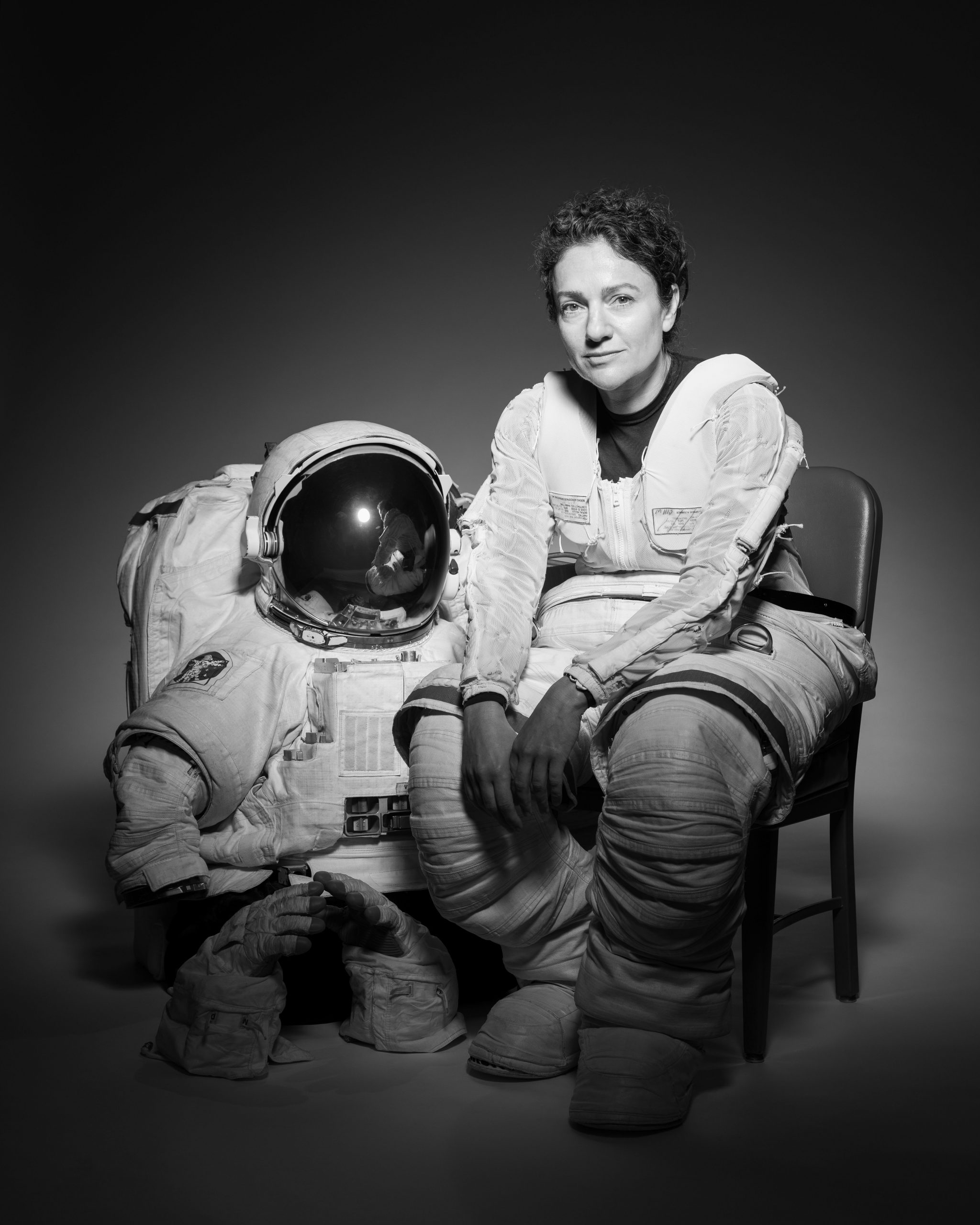 NASA Astronaut Jessica Meir – NASA astronaut Jessica Meir poses with an Extravehicular Mobility Unit (EMU) spacesuit during an official portrait session at NASA’s Johnson Space Center in Houston.