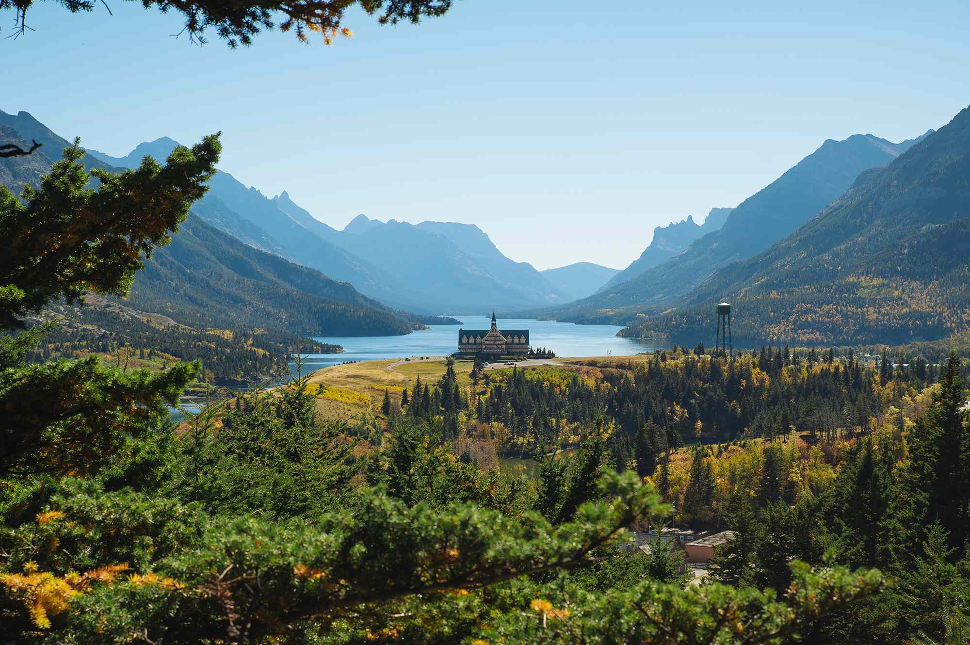 This Stunning National Park Allows You to Float Between the U.S. and Canada in One Trip #Travel Waterton Lakes National Park in Alberta, Canada, is connected to Glacier National Park in Montana, and you can visit both. This Stunning National Park Allows You to Float Between the U.S. and Canada in One Trip #Travel Waterton Lakes National Park in Alberta, Canada, is connected to Glacier National Park in Montana, and you can visit both.
