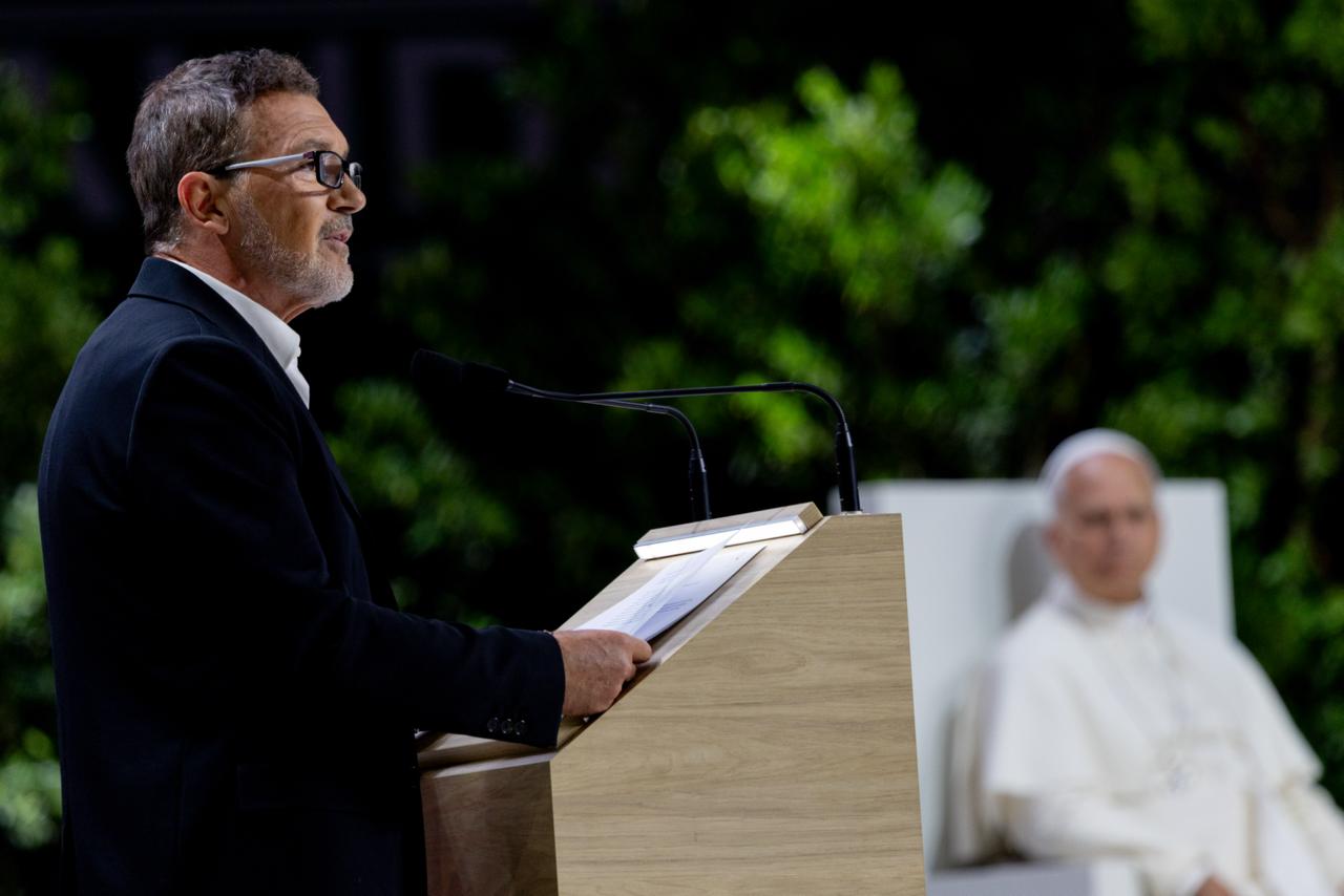 Antonio Banderas tells Pope Leo XIV: ‘I am a victim of God’s spell’ – #Catholic – MADRID — This cityʼs Movistar Arena became a kind of modern “Court of the Gentiles” on Sunday, where faith and contemporary art met to explore the mystery of the human person under the guidance of Pope Leo XIV.The gathering brought together leading figures from Spanish culture with an international profile, including actor Antonio Banderas. Sports were represented by legendary badminton player Carolina Marín, a three-time world champion, while academia was represented by José María Coello de Portugal, vice rector for planning, coordination, and institutional relations at the Complutense University of Madrid.Representatives of labor unions and employers’ organizations also presented the pope with their concerns and challenges, with the aim of working together to build a society oriented toward the common good and capable of overcoming fragmentation and polarization.Their presence was itself a sign that encounter remains possible even in a divided society.The historic meeting reflected the theme of the first papal trip to Spain in 15 years — “Lift up your gaze” — and Pope Leo XIV’s call to weave networks among different social actors, showing that beyond legitimate differences there is a firm desire to build strong, cross-sector alliances to face the challenges of the future.One of the highlights of the event was Banderas’ address, in which he recited a text on the bond between faith and culture.“I confess that I am a victim of God’s spell,” the actor said, looking directly at the pope.Banderas, who the previous day had directed the cast of the musical “Godspell” in a special performance during a prayer vigil with young people in Madrid’s Plaza de Lima, also evoked the popular piety of his native Málaga and the Holy Week processions that marked his childhood.In his remarks, Banderas stressed art’s ability to raise deep questions.“In a world that at times is overly simplified, art helps us recover the depth and the soul that is trying to be stolen by artificial intelligence,” he said.Earlier, Cardinal José Cobo, archbishop of Madrid, presented Pope Leo XIV as a reference point in the fight against extremism. Along those lines, the pope made clear that the Church has stood, from its earliest days, on the side of culture and art, fostering the encounter of different sensibilities in a shared search for transcendence.The Church’s “longing” to remain in dialogue with the contemporary world“The Church, conscious both of her successes and her failures throughout history, longs to remain in dialogue with the contemporary world,” Pope Leo said.In his address, the pope invited the world today not to dismiss the Church’s “centuries-old experience,” which he said has always “proposed paths for a dignified life and the common good.” In that context, he recalled St. Paul VI, who before the United Nations noted that, whatever one’s opinion of the Roman Pontiff, his mission is well known.Pope Leo also cited his encyclical “Magnifica humanitas,” published May 25, 2025, to return to a central question: “What does it mean to be truly human?”To that question, he offered a clear answer: “The Church shares with humility, but also with firmness, what she has discovered through the experience of faith: that Jesus Christ responds to the great questions about human life and its fullness, already in this world and unto its fulfillment in eternity.”To face these questions, the pope proposed a form of social dialogue that he compared to the art of weaving networks, based on “encounter, listening, dialogue, and respect.” The approach is not new to his visit to Spain. It was already present in his episcopal coat of arms and has been confirmed since his election as Roman Pontiff — a word meaning “bridge builder” — as one who builds a bridge first with God and then with people, societies, and cultures.In concrete terms, he explained that “weaving networks” means that “the university does not live with its back turned to the world of work or renounce the truth; that business activity does not see the employee as just another factor in the equation of its interests; that art does not have only the elites as its goal; that sport is not reduced to spectacle or turned into mere business; that technological progress takes into account the elderly, the poor, and those who have no voice.”In that context, the pope — a mathematician by training — recalled with admiration the great classics of Spanish literature, citing Lope de Vega, St. Teresa of Ávila, St. John of the Cross, and Calderón de la Barca. He also recalled the serenity of the prose of St. Thomas Aquinas, from whom the Church has inherited the beautiful hymns of Corpus Christi, the solemnity celebrated Sunday.For the pope, weaving networks also means “serving in a disinterested way,” as men and women moved by faith have done throughout the centuries by founding hospitals, schools, and charitable initiatives. He therefore invited participants to ask honestly whether Europe could have forged its identity “without the spiritual imprint that has marked its history.”“This is not a provocation, but an invitation to consider whether eternity, which broke into time and space through the incarnation of Jesus Christ, can once again be reconciled with everyday life,” he said. “Is it really possible to believe that Europe — which we love so much — would be itself without the imprint of faith? Why fear that eternity might permeate daily life?”Finally, the pope said Christ restores the common good to its central place as an arbiter that “calms the greed of some and nourishes the hope of others, while desiring to save them all.”This story was first published by ACI Prensa, the Spanish-language sister service of EWTN News. It has been translated and adapted by EWTN News English.