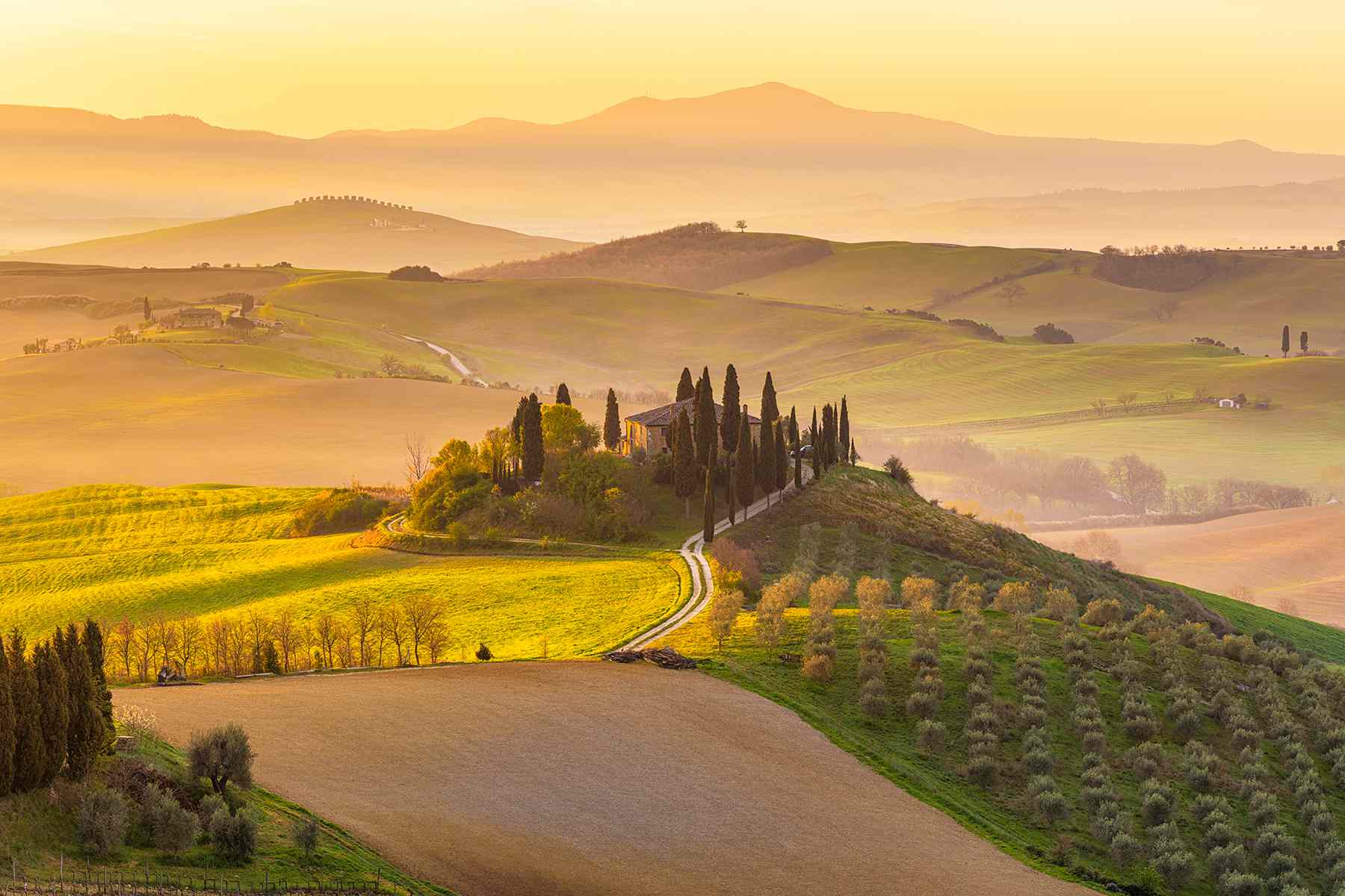 15 of the Most Naturally Beautiful Countries in the World to Inspire Your Wanderlust #Travel These nations boast breathtaking scenery, diverse landscapes, and abundant wildlife.