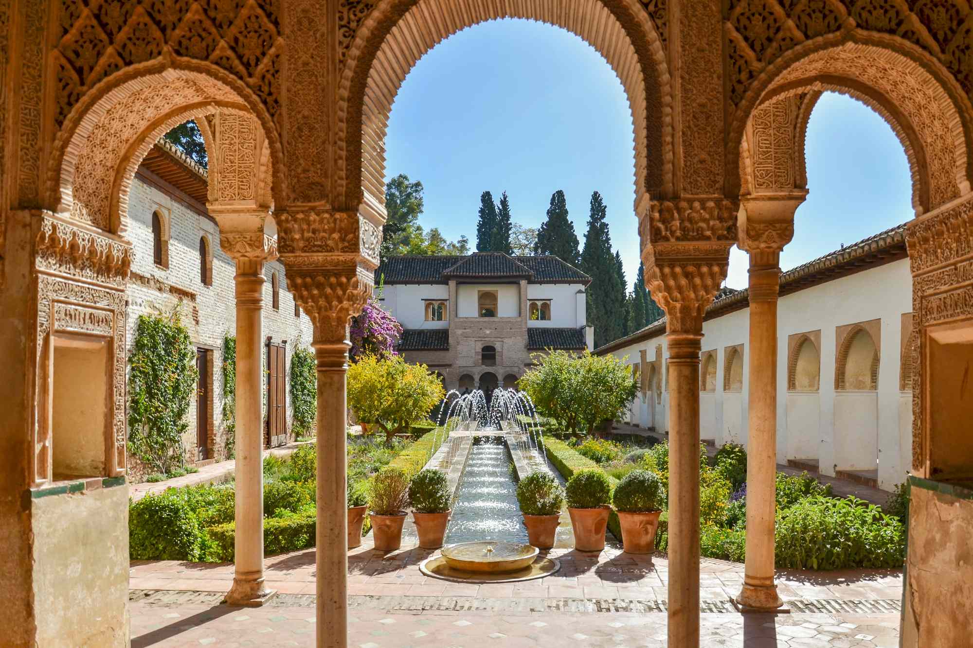 20 Famous Castles Around the World You Need to See in Your Lifetime #Travel Calling all history buffs, architecture fans, and art lovers—these castles should be on your list. 20 Famous Castles Around the World You Need to See in Your Lifetime #Travel Calling all history buffs, architecture fans, and art lovers—these castles should be on your list.