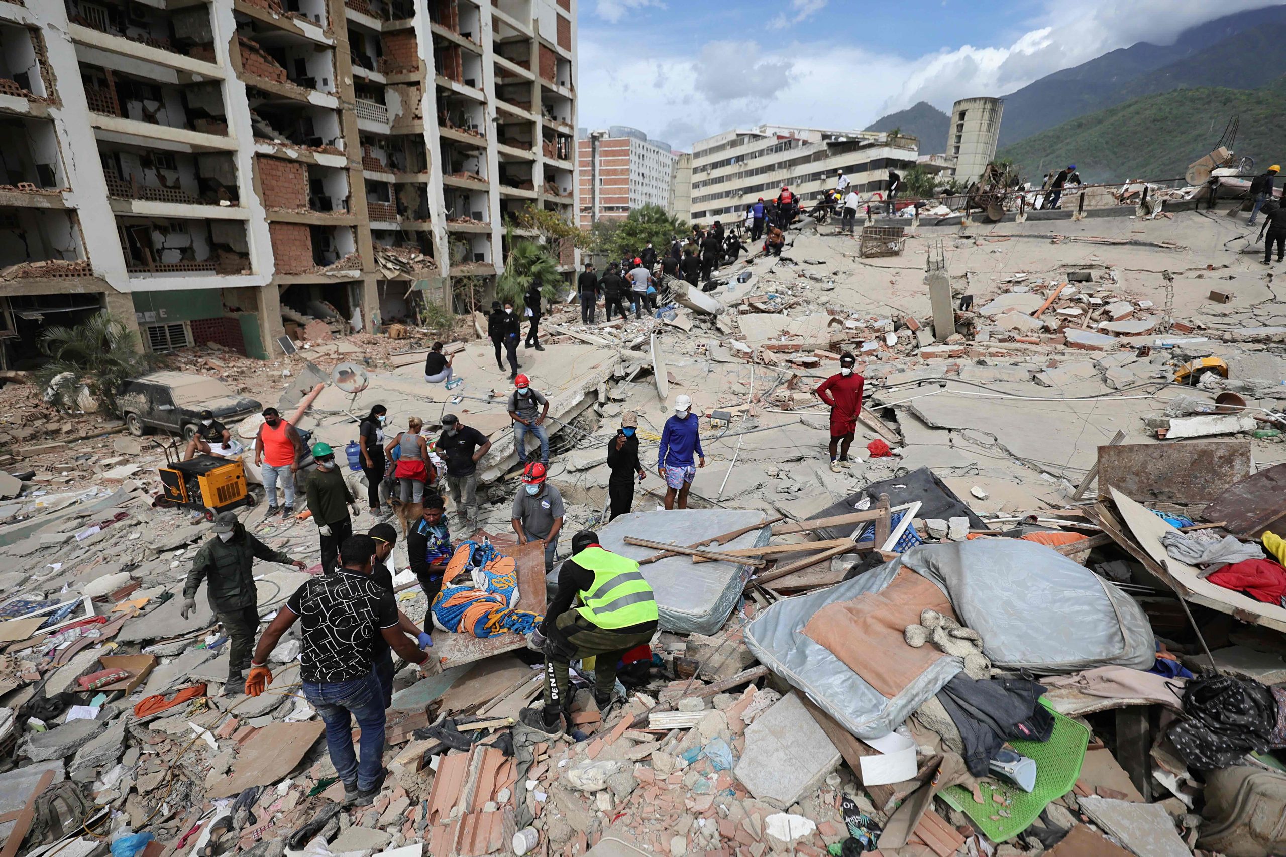 Argentinians join in prayer for earthquake-shattered Venezuelans #Catholic With thousands dead, injured, and missing in the wake of last week’s devastating earthquakes in Venezuela, Argentinians gathered in prayer for the Venezuelan people on June 28 at the basilica and national shrine of Our Lady of Luján. There, the archbishop of Mercedes-Luján, Jorge Eduardo Scheinig, offered Mass for the Venezuelan people.“Let us think of those who have died and their families,” Scheinig said in his homily. “In a single minute, so many people were left with nothing, absolutely nothing,” he noted.“Let us pray for the rescue workers and for all those who are working [on the ground]. Let us stand in solidarity with them through prayer,” said Scheinig, who proceeded to lead a moment of silence to pray to God and the Virgin for the people of Venezuela.The archbishop dedicated the rest of his homily to examining priorities, those things that “carry more weight than others” and “have the power to bring order to our lives.”“If you have the right priorities, you are at peace. But if you choose your priorities poorly, it causes confusion and anguish for you; it doesn’t help you live well. So, from time to time, we need to have the courage to reexamine our priorities,” he noted.In this regard, he said that “Jesus helps us order our priorities,” and elaborated: “What is Jesus’ priority? God. What comes first for Jesus? God. And what does he advise us? Put God first, and you won’t regret it,” he explained.He therefore urged people to ask themselves: “What place does God hold? What place does Mass hold?” he continued. “If you put God’s love first, if you love God in your life — that love is so good, so pure, and so radiant that it brings order to your entire life and helps you understand your whole life. Because God takes nothing away from you; he fills your life with love,” he pointed out. “Putting God first means taking a stand, taking a risk, and filling your heart with love; that helps you love everyone and everything in a different way, to love better,” he emphasized.Referring to the situation in Venezuela, Scheinig reflected: “Just look at how strange the world is. Today, television shows harrowing scenes. I was watching the news and saw a little boy crying — he had been left all alone after the earthquake, and it breaks your heart. Yet, a short while later, we’re watching the Argentina [World Cup] match.”“And notice, too, that we see scenes of war, of migrants who have nothing and live in a small tent. That’s the world. It happens to us in a family as well: You might be celebrating the 15th birthday of one of your children and then a close relative dies or someone comes down with an illness. That’s life. Life is that strange mix of very beautiful things and deeply painful things,” he noted.“But when your heart has priorities, you don’t get confused. And so, yes, we can cheer for the national team, but my priority isn’t soccer; my priority is life, it’s what happens to other people. I don’t let the things of life desensitize me,” he cautioned.That is why, “if God is your priority, you are able to not get desensitized to pain. You have your life on track. You can watch the World Cup, but you realize that it isn’t the priority. Your life is in order. You know where you stand, what you want, and what you don’t want,” he continued.In that context, he added, the need arises to stand with Venezuelans in prayer: “God, strengthen so many people whose lives changed in an instant.”“We also feel moved to show solidarity, to give money and goods, and to share what we have with those in need because your heart is rightly ordered; it is with God.”“Life presents us with complex, difficult moments in the world,” Scheinig acknowledged, while expressing the hope that “God holds first place on our list of priorities, so that we may remain good people.”This story was first published by ACI Prensa, the Spanish-language sister service of EWTN News. It has been translated and adapted by EWTN News English.