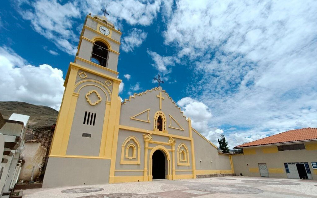 Earthquake in Peru: statue of Mary untouched as church roof caves in #Catholic Following an earthquake the night of July 18 in Junín, Peru, that left at least five people dead, a statue of the Virgin Mary remained intact even as the roof and part of the façade of St. James the Apostle parish church collapsed.Speaking from the scene, Father Henry Díaz described the extensive damage to the church, RPP’s Rotafono reported.“A large part of the church nave has collapsed. You can see huge cracks everywhere and roof tiles that have come loose. The high altar collapsed into the rubble. The statue of the Virgin remains intact,” the priest recounted.Instagram post“The Viceroyalty-era altars have been …very damaged. It appears the church tower is leaning slightly backward and to the right,” Díaz noted.The priest called on the Ministry of Culture and the authorities who visited the earthquake-affected area to help rebuild the church.He also noted that the church’s restoration could cost more than 7 million soles (.06 M) and take about a year to complete.July 18 earthquakePeruʼs bishops offered prayers and expressed their solidarity with the victims of the earthquake that struck the night of July 18, leaving at least five people dead, more than 20 injured, and hundreds more affected.The earthquake, recorded around 9 p.m., was centered in the district of Chongos Bajo, Chupaca province, Junín region, in the central Peruvian Andes, 193 miles east of Lima, according to the National Civil Defense Institute.As a result of the quake, the historic Cani Cross erected in 1534 and located in the main square of Chongos Bajo, one of the regionʼs oldest religious monuments, also collapsed.This story was first published by ACI Prensa, the Spanish-language sister service of EWTN News. It has been translated and adapted by EWTN News English. Earthquake in Peru: statue of Mary untouched as church roof caves in #Catholic Following an earthquake the night of July 18 in Junín, Peru, that left at least five people dead, a statue of the Virgin Mary remained intact even as the roof and part of the façade of St. James the Apostle parish church collapsed.Speaking from the scene, Father Henry Díaz described the extensive damage to the church, RPP’s Rotafono reported.“A large part of the church nave has collapsed. You can see huge cracks everywhere and roof tiles that have come loose. The high altar collapsed into the rubble. The statue of the Virgin remains intact,” the priest recounted.Instagram post“The Viceroyalty-era altars have been …very damaged. It appears the church tower is leaning slightly backward and to the right,” Díaz noted.The priest called on the Ministry of Culture and the authorities who visited the earthquake-affected area to help rebuild the church.He also noted that the church’s restoration could cost more than 7 million soles (.06 M) and take about a year to complete.July 18 earthquakePeruʼs bishops offered prayers and expressed their solidarity with the victims of the earthquake that struck the night of July 18, leaving at least five people dead, more than 20 injured, and hundreds more affected.The earthquake, recorded around 9 p.m., was centered in the district of Chongos Bajo, Chupaca province, Junín region, in the central Peruvian Andes, 193 miles east of Lima, according to the National Civil Defense Institute.As a result of the quake, the historic Cani Cross erected in 1534 and located in the main square of Chongos Bajo, one of the regionʼs oldest religious monuments, also collapsed.This story was first published by ACI Prensa, the Spanish-language sister service of EWTN News. It has been translated and adapted by EWTN News English.