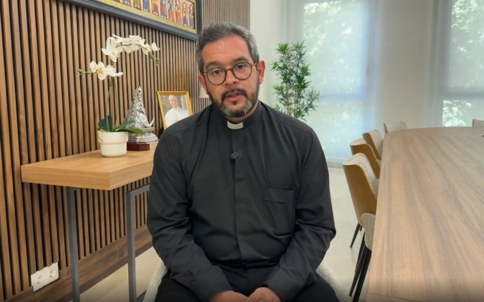 Forest fires in Spain: ‘Providence is taking super good care of us,’ priest says #Catholic The territory of the Diocese of Getafe, south of Madrid, Spain, is being especially hard hit by wildfires that have forced thousands of people to shelter in place or evacuate. The natural disaster finds the diocese’s priests on the front lines, welcoming, accompanying, consoling, and praying.In the central area of ​​Spain alone, 12 towns have been evacuated and another three are under a shelter-in-place order due to the wave of forest fires that in recent days have devastated thousands of acres. At least 50,000 people have been affected in the area.Faced with this human tragedy, the Catholic Church has set to work providing material aid, shelter, a listening ear, and the sacraments in efforts overseen by the auxiliary bishop of Getafe, José María Avendaño.Father Álvaro Piñero is the vicar of the parish in Villaviciosa de Odón, one of the towns serving as a place of refuge for those fleeing the fires who had nowhere else to go. Throughout the weekend, he has been coordinating the aid provided by the parish to the more than 300 displaced people arriving from Chapinería, Pelayos de la Presa, Navas del Rey, and other towns.Along with the residents, the parish priests from those towns are also being sheltered because as Piñero explained to ACI Prensa, the Spanish-language sister service of EWTN News, “even when displaced, one remains a priest and continues to minister to the people of oneʼs town.”“Many of the volunteers helping at the sports center are from Caritas or local confraternities from the town; they have ties to the parish,” noted Piñero, who is from Valdemoro, a nearby town where he has gone to pick up hosts for Mass.Instagram postIn addition to providing food and meeting material needs, the Church offers the treasure of the faith and the sacraments: “At the sports center, we have been attending to people, listening to them, hearing their confessions and above all, listening to so many suffering people. At the end of the day, the people here are extremely vulnerable.”The authorities specifically entrusted the care of the children to the parish. The youngsters are kept entertained with games and activities, so much so that when asked if they want to return home, some say no, “because it feels like camp.”Despite the magnitude of the tragedy, heart-wrenching from a purely human perspective, a supernatural outlook and a shepherd’s heart keep hope alive.“As St. Paul said in the reading: We hold this treasure in earthen vessels so that not only death but the glory of the Lord may be manifested in our lives. That is somewhat what we are experiencing; while we are keenly feeling the drama of so many very difficult situations, Providence is also taking super good care of us,” Piñero emphasized.“If God is looking after us now in this situation, why would he fail me tomorrow? If he is doing so now, then I believe trust is what sustains us in these moments, and not blind trust, but a trust we can tangibly feel here and now,” he explained, referring to the help provided by so many volunteers and donors.‘The Lord is going through this evacuation with us’One of the areas hardest hit by the fire is the Tiétar Valley, home to the town of Rozas de Puerto Real and the minor seminary of the Diocese of Getafe, where 130 students, 35 of whom are seminarians, normally study.The facility, currently spared by the flames, is in grave danger. A summer camp was taking place there until participants had to be evacuated on July 25, the feast of St. James the Apostle. “We were already surrounded by smoke and had to evacuate all the young people; it was done very quickly. In less than 25 minutes, the entire seminary had been cleared, and although there was great fear, everyoneʼs efforts made it possible,” Father Eliert Jerez, rector of the minor seminary, told ACI Prensa.In addition to the people, they removed the statues of the Immaculate Conception and St. Joseph, the archives, and the tabernacles containing the Blessed Sacrament from the site; these were taken to Villaviciosa de Odón, where Jerez is currently taking shelter.
 
 Father Eliert Jerez, rector of the minor seminary of the Diocese of Getafe in Spain | Credit: Nicolás de Cárdenas/ACI Prensa
 
 The moment the Body of Christ was being moved was captured on video. “I canʼt get that moment out of my head, and I donʼt want to let it go from my heart either,” the priest shared.“When you hold the Blessed Sacrament in your hand, when you can’t wear a cope or liturgical vestments — you realize the Lord’s closeness in those moments. You realize that the Lord was going through this evacuation with us, and I imagine he was also in this prayer and this plea for it to end,” he added.It’s precisely in prayer that they are finding great comfort: “Prayer is working real miracles such as the fact that the seminary has not yet been engulfed by the flames,” explained the rector, even as the burden of responsibility weighs heavily on him: “Many of our seminarians are going to be left homeless. Many of our seminarians will face immense difficulties in continuing their formation.”It’s not just for their sake that Jerez is aware of how this situation will transform life in the region for years to come: “So many towns have been affected. Many people will not get their jobs back because they make their living from the land, and that is very difficult to recover from. Many people have lost not only their homes but also their prospects for the future, and this is a reality that will stay with us in the years ahead.”Indeed, he admitted to his deep unease: “I have had trouble sleeping ever since the first flames appeared.”This story was first published by ACI Prensa, the Spanish-language sister service of EWTN News. It has been translated and adapted by EWTN News English.
