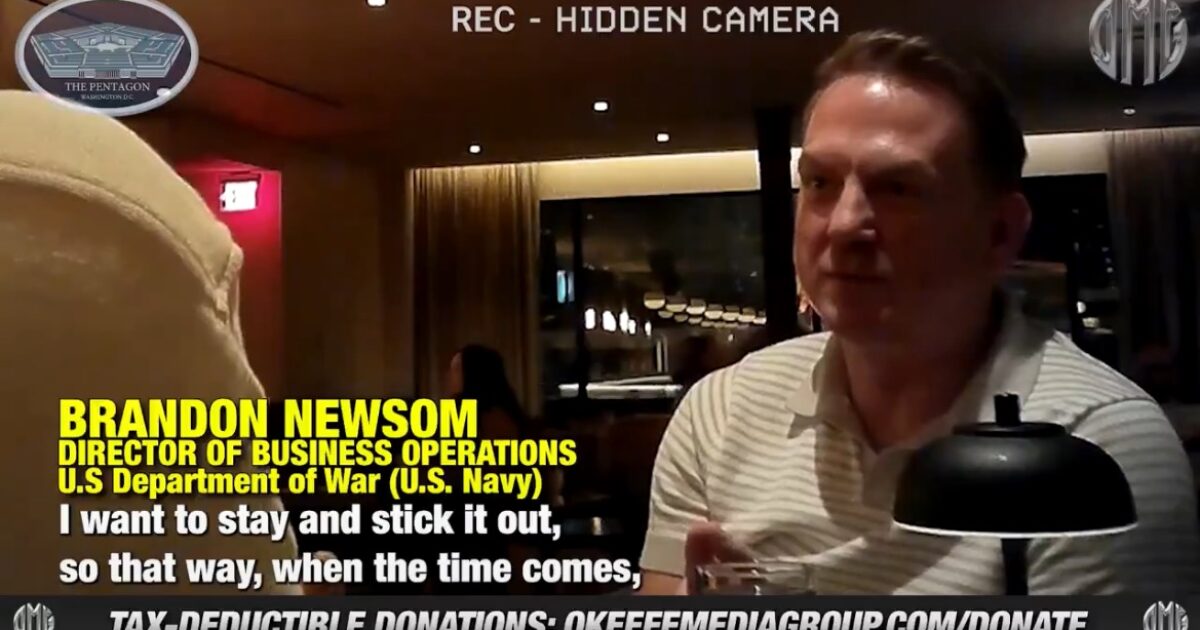 O’Keefe Goes Undercover: Senior Pentagon Advisor Caught on Hidden Camera Bashing President Trump (VIDEO) – The O’Keefe Media Group on Wednesday released an undercover video of a senior Pentagon advisor bashing President Trump.
The post O’Keefe Goes Undercover: Senior Pentagon Advisor Caught on Hidden Camera Bashing President Trump (VIDEO) appeared first on The Gateway Pundit.