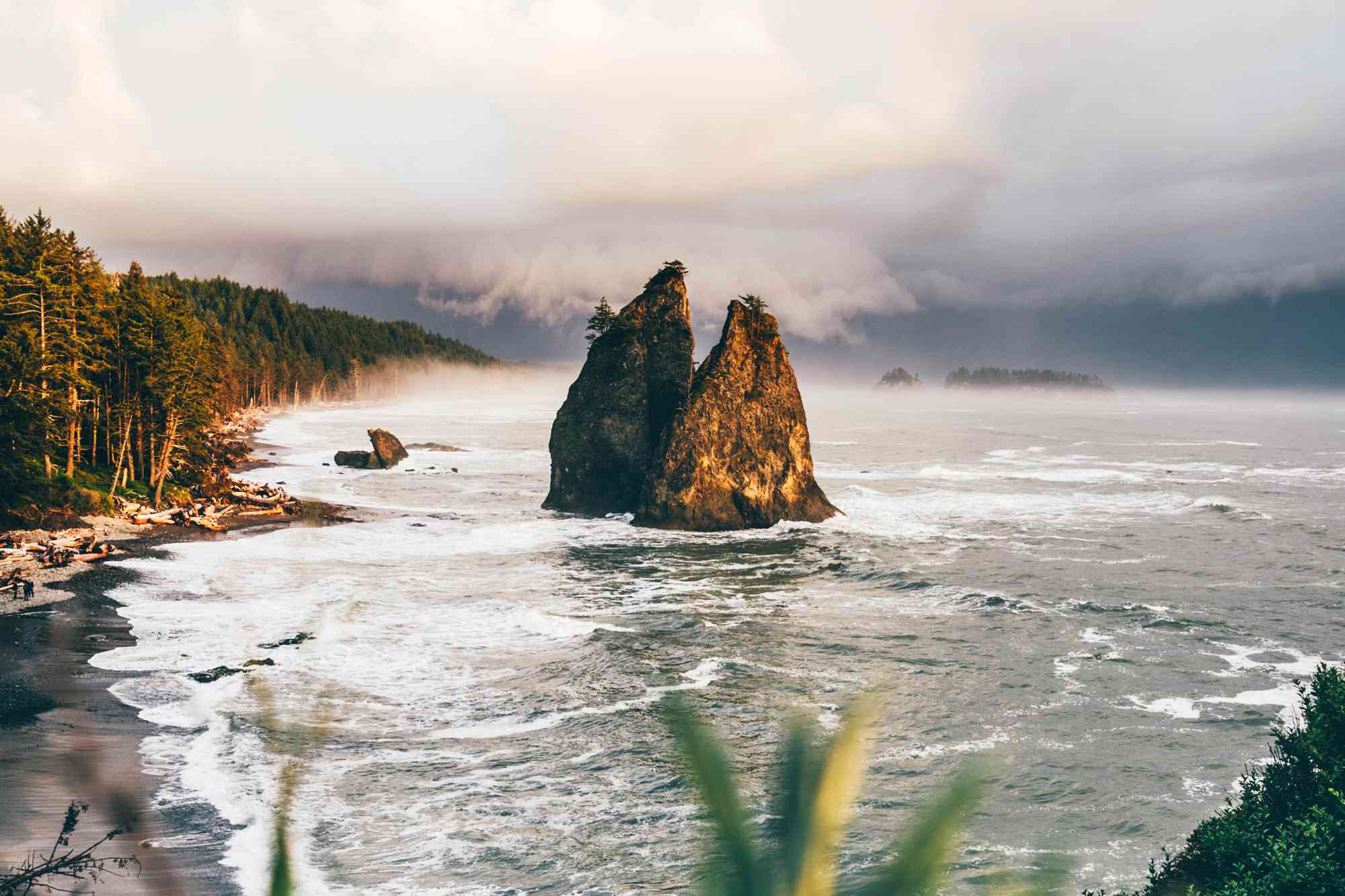 This National Park Is Home to the Quietest Place in the Continental U.S.—Deep in a Rain Forest 3 Hours From Seattle #Travel Washington’s Olympic National Park offers all the beauty of the Pacific Northwest without the noise. This National Park Is Home to the Quietest Place in the Continental U.S.—Deep in a Rain Forest 3 Hours From Seattle #Travel Washington’s Olympic National Park offers all the beauty of the Pacific Northwest without the noise.