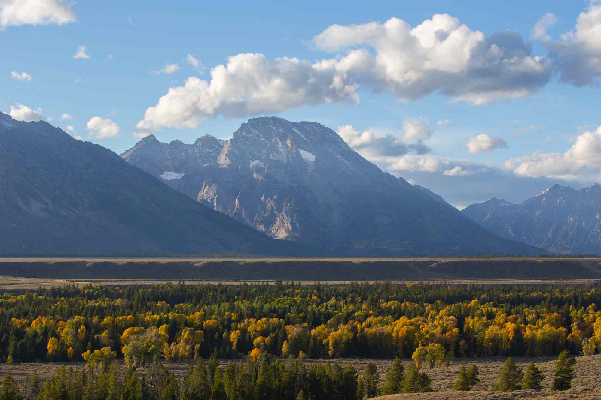 This National Park Was Just Named No. 1 in the U.S.—and It Has Waterfalls, Geothermal Wonders, and the ‘Serengeti of North America’ #Travel Here’s everything you need to know to plan a trip to Yellowstone, named the best national park in the U.S. in the 2026 World’s Best Awards.