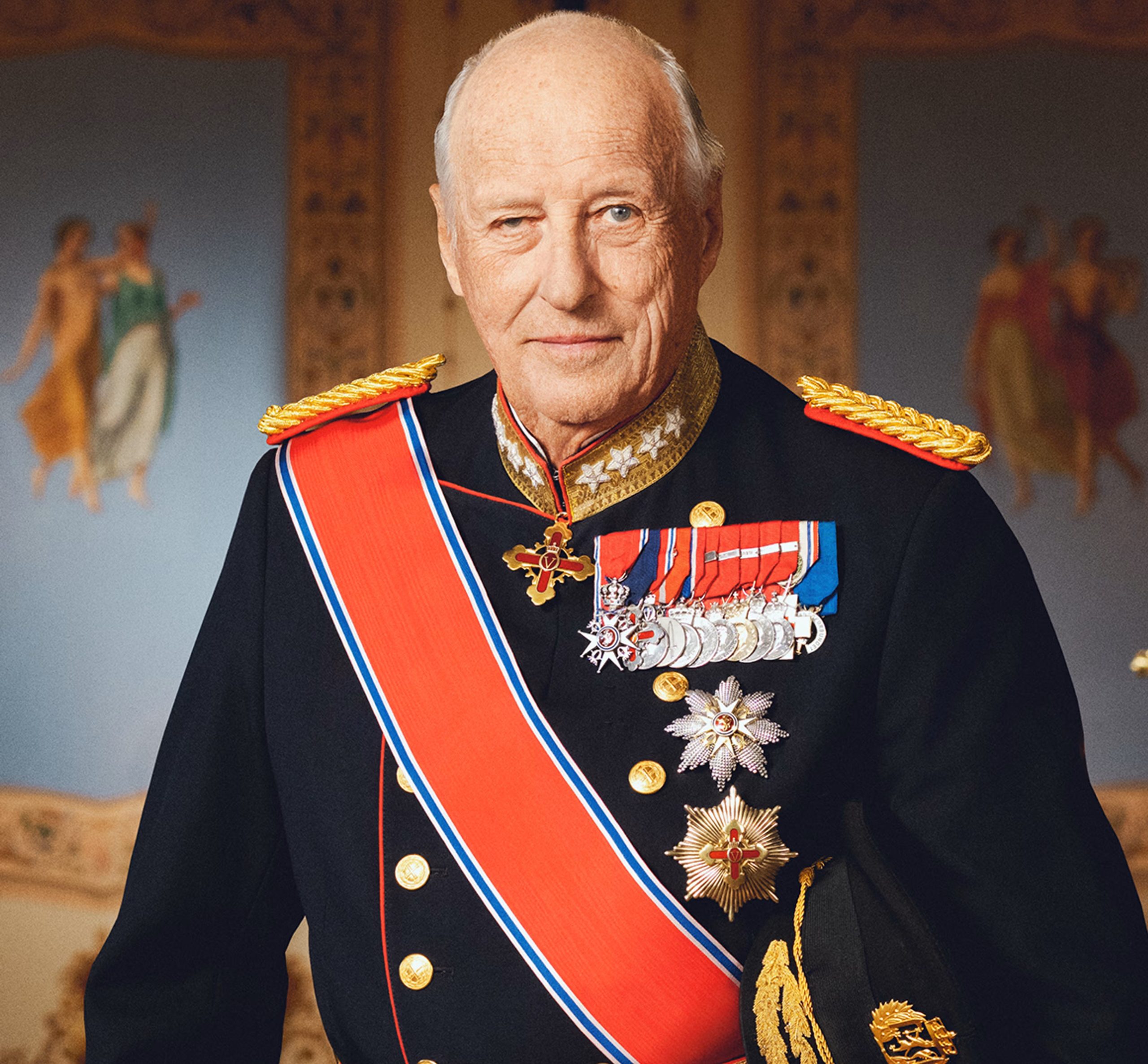 Bishop prays for Norway’s King Harald V, hails ‘stable pillar’ #Catholic King Harald V of Norway, Europeʼs oldest reigning monarch, died on Aug. 28 at Oslo University Hospital. He was 89.A Requiem Mass for King Harald will be celebrated at St. Olavʼs Cathedral in Trondheim on Aug. 29 at noon, and Lauds and Vespers will also be offered for the late monarch.EWTN Norway is streaming the services on its website and YouTube channel.Within hours of the kingʼs death, Bishop Erik Varden of Trondheim published a tribute on behalf of Norwegian Catholics. He commended Harald to Godʼs mercy and offered prayers for Queen Sonja, the royal family, and the new King Haakon VIII.Varden, a Trappist monk who also serves as apostolic administrator of Tromsø and president of the Nordic Bishops' Conference, opened his reflection with the ninth-century Commendatio Animae — the Churchʼs prayer for the dying.“Go forth, Christian soul, from this world in the name of God, the Almighty Father, who created you; in the name of Jesus Christ, the living Son of God, who suffered for you; and in the name of the Holy Spirit, who was poured out upon you,” the prayer begins.Varden wrote that the prayer reminds the faithful that death is a transition “from life to Life.”Prayers for the new kingVarden described Harald as a monarch who embodied the nation in an exemplary way, giving Norwegians a sense of being seen and cared for.“He was so completely and utterly king, devoted to the people, that it was as if no ego stood in the way,” the bishop wrote. “In this way, he drew near to us in a comforting way.”Harald “has spoken wisely to us, with a subtle sense of humor that we will miss,” Varden added.The bishop placed the kingʼs passing in the context of the ancient acclamation “The King is dead; long live the King,” and wrote that the monarchy stands as “a stable pillar in society” that represents continuity.“In a time as uncertain as ours, that is a comfort,” he wrote.Varden called on Norwegian Catholics to pray for King Haakon VIII. He asked the faithful for “blessings and wisdom,” and called on Catholics to stand loyally by the new sovereign..Closing his tribute, the bishop invoked the intercession of St. Olav, Norwayʼs patron saint.King Haraldʼs reignHarald V was born on Feb. 21, 1937, and ascended the throne on Jan. 17, 1991, succeeding his father, King Olav V. He reigned for 35 years.A three-time Olympic yachtsman, Harald modernized the Norwegian royal house. Later in his life, he refused to abdicate, saying he had taken a lifelong oath before the Norwegian parliament.He had experienced multiple health problems in recent years.Harald is survived by Queen Sonja, 89, his wife of 57 years, and their two children: Princess Märtha Louise, 54, and the new King Haakon VIII, 53. His granddaughter, Princess Ingrid Alexandra, is now next in line to the throne.This report draws on coverage by EWTN Norway and reporting by Pål Johannes Nes.