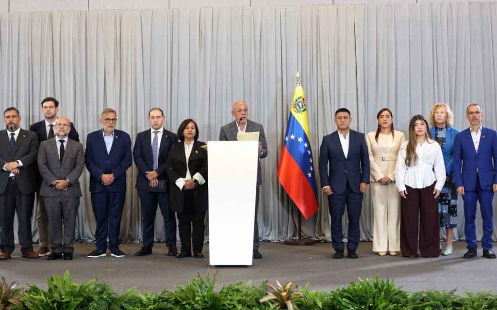 Socialist government and opposition agree to overhaul the justice system in Venezuela – #Catholic – Representatives of Venezuela’s 2015 National Assembly — recognized by the Trump administration as the last democratically elected authority in the country — along with representatives of interim President Delcy Rodríguez’s government announced the first agreements reached during their negotiations this week.The process is being overseen by the United States government, with the primary objectives of restoring the countryʼs institutions, reinstating civil and political liberties, and eventually calling for elections to enable a democratic transition in the aftermath of the capture and extradition to the U.S. of former President Nicolás Maduro on Jan. 3.On Wednesday, Aug. 12, the leaders of both factions — Dinorah Figuera, representing the 2015 National Assembly, and Jorge Rodríguez, representing the ruling socialist government — addressed the nation to announce the outcome of the five working sessions that were held beginning Aug. 6.Rodríguez said both sides had committed to working toward the recovery of Venezuelan gold held by the Bank of England, assets that had been frozen due to sanctions imposed during the Maduro regime. Additionally, the negotiating team agreed to work on addressing the needs of those affected by the double earthquake that struck the country on June 24.Figuera announced that the initial agreements also include a sweeping reform of the Venezuelan judicial system, initiating a new nomination process to replace the judges of the Supreme Court of Justice. According to the parties involved, these resolutions will be implemented immediately, operating under a “continuous working mechanism to ensure strict compliance with every commitment.”Throughout the more than 20 years of the Chavez’s socialist regime, Venezuelaʼs state institutions, particularly the judiciary and the electoral authority, were completely controlled by the ruling party, giving rise to numerous abuses denounced by domestic and international activists and organizations over the years.The start of the talks has elicited mixed reactions within Venezuelan society. María Corina Machado, an opposition leader who currently commands the greatest share of popular support, was excluded from the negotiations.The delegations are scheduled to meet again in September to advance the three-phase plan outlined by the Trump administration in January: stabilization, economic recovery, and transition to democracy.Earlier this week, two cardinals and a bishop emeritus said that they viewed the start of the talks “with approval,” although they pointed to deficiencies in the process. In a joint statement, they offered to serve as guarantors of the process from a “religious and moral standpoint” and pledged to monitor the work of the commissions, which, they emphasized, must ultimately aim to benefit the entire Venezuelan people.This story was first published by ACI Prensa, the Spanish-language sister service of EWTN News. It has been translated and adapted by EWTN News English.