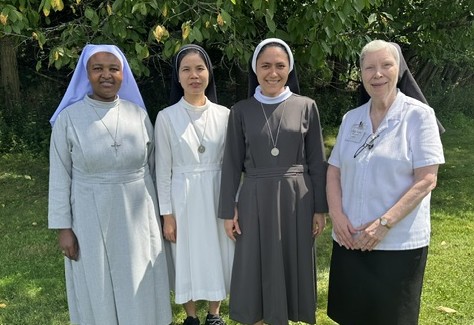 Assumption College for Sisters students unite for orientation, Mass #Catholic – Students of Assumption College for Sisters (ACS), Denville, N.J., gathered on Aug. 24 for orientation and the Mass of the Holy Spirit.
Below, ASC welcomes three sisters participating in the college’s sponsorship program for international sisters to their first year of studies. From left: Sister Mercy Mwangi, SMIC (Kenya); Sister Maria Tatiana, SMIC (Brazil); and Sister Maria Rita Tran, SMIC (Vietnam); with Sister of Charity Marie Pauline Demek, ACS president.
Guided by the motto, “Teach a sister, touch the world,” ACS, an accredited college sponsored by the Sisters of Christian Charity, educates religious sisters called to consecrated life from the Diocese of Paterson, N.J., and around the world.
Click here to subscribe to our weekly newsletter. Assumption College for Sisters students unite for orientation, Mass #Catholic – Students of Assumption College for Sisters (ACS), Denville, N.J., gathered on Aug. 24 for orientation and the Mass of the Holy Spirit.
Below, ASC welcomes three sisters participating in the college’s sponsorship program for international sisters to their first year of studies. From left: Sister Mercy Mwangi, SMIC (Kenya); Sister Maria Tatiana, SMIC (Brazil); and Sister Maria Rita Tran, SMIC (Vietnam); with Sister of Charity Marie Pauline Demek, ACS president.
Guided by the motto, “Teach a sister, touch the world,” ACS, an accredited college sponsored by the Sisters of Christian Charity, educates religious sisters called to consecrated life from the Diocese of Paterson, N.J., and around the world.
Click here to subscribe to our weekly newsletter.