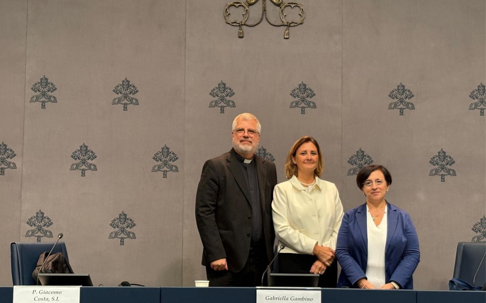 10 years after Amoris Laetitia, bishops to discuss challenges of families at the Vatican #Catholic Pope Leo XIV has convened a gathering on the family at the Vatican from Oct. 7–14, during which bishops will listen to the testimony of 11 married couples from five continents.These families will present to more than 150 bishops the challenges they encounter in passing on the faith in increasingly secularized societies.The meeting is being organized on the occasion of the 10th anniversary of Amoris Laetitia, the postsynodal apostolic exhortation published by Pope Francis in 2016.The document sparked intense debate, especially after the bishops of the Buenos Aires Pastoral Region interpreted it as allowing, following a process of accompanied pastoral discernment, access to the sacraments of reconciliation and the Eucharist for some Catholics who are divorced and civilly remarried “when a person judges that he or she would fall into a further fault by harming the children of the new union.”In 2023, the Dicastery for the Doctrine of the Faith confirmed that this interpretation forms part of the authentic magisterium after being incorporated into the Acta Apostolicae Sedis, the Holy See’s official bulletin.According to the Dicastery for the Laity, the Family, and Life, participants in the meeting will include the heads of the 15 Eastern Catholic Churches “sui iuris” (14 represented by their patriarchs or highest authorities and one by a delegate), the presidents of the world’s 115 bishops’ conferences (those of Peru, Paraguay, Turkey, and Ethiopia will send delegates), two representatives of bishops from territories without a bishops’ conference, and 22 participants specially chosen by the Holy Father.In addition, 67 other people will attend, including members of the Dicastery for the Laity, the Family, and Life, the General Secretariat of the Synod, and 26 experts and 16 facilitators.Not an evaluation of Amoris LaetitiaDuring a presentation of the gathering at the Vatican, Gabriella Gambino, undersecretary of the Dicastery for the Laity, the Family, and Life since 2017, a laywoman, mother of five, and doctor of bioethics, emphasized that “this is not about evaluating a text but about deepening our understanding of the family and pastoral realities that have received and interpreted this document in different ways, just as the life of the Church is diverse in the various places around the world where it is present and rooted in the one Gospel.”“The central point on which we must focus our attention is that the Church’s goal is not to see texts applied mechanically and uniformly in every reality, because each one has characteristics that are very different from the others,” she said.She stated that the central question of the meeting is: “How is the faith transmitted today? How is faith passed on in families today, and how do families contribute to building up the Church?”“Without families, the Church cannot renew its Christian roots. It is in families that children are born, where faith and values are transmitted, for better or worse, and where vocations arise,” she explained.To illustrate the scale of the ongoing religious changes, Gambino offered several statistics. In Poland, religious marriages celebrated over the last five years have declined by 45%. In Australia, they have fallen from 88% in 1970 to 16% in 2024. In her view, these are signs that, in different contexts, highlight the urgency of better accompanying couples in their decision to marry and providing stronger support for the transmission of faith within the family.Orietta Rachele Grazioli, a tenured professor of canon law and comparative family law at the Pontifical John Paul II Theological Institute for Marriage and Family Sciences, and vice coordinator of the expert group, explained that the “methodology chosen by the Holy Father for this gathering is centered on two key words that complement one another: listening and discernment.”5 major themesThe gathering will be structured around five major themes related to marriage, family life, and the transmission of the faith. Reflection will begin with “Families Today: Reality, Beauty, and Challenges,” dedicated to analyzing the current situation of the family, and will continue with “Young People and the Discovery of the Vocation to Marriage,” “Married Life: The First Years of Marriage, a Decisive Time,” and “In Life’s Difficulties: Accompanying and Supporting,” which will address the accompaniment of engaged and married couples at different stages of their journey.The meeting will conclude with the theme “Christian Families as Subjects of the Church’s Mission,” focused on the evangelizing role of families and their contribution to ecclesial life.Father Giacomo Costa, a consultant to the General Secretariat of the Synod, said that “the question is not what Amoris Laetitia says but what we have learned by trying to live it.”He also recalled that the goal identified by Pope Leo XIV, who will be present at both the opening and closing of the gathering, is “to advance in mutual listening toward a synodal discernment about the steps we must take today to proclaim the Gospel with families. The composition of the assembly itself reflects this objective.”Before the start of the proceedings, an introductory meditation will be given by Sister Helen Alford, president of the Pontifical Academy of Social Sciences. Each morning will be structured around three types of speeches: family testimonies, contributions from bishops, and reflections from experts.‘The goal is not to eliminate differences’“The goal is not to eliminate differences. We do not want to arrive at an artificial consensus,” Costa said. Each day will include a report summarizing the discussions, which will serve as the basis for extensive dialogue and debate sessions in the afternoon. He made clear, however, that “this is not a new synod on the family but a process guided by the synodal method, one that consciously draws upon the experience of the synods and other forums of the Church.”Regarding the expected outcomes of the gathering, Costa insisted that “nothing has been predetermined.” A final summary will be prepared at the conclusion of the assembly, but no concluding document will be published. The text will be reviewed by a commission tasked with verifying that it faithfully reflects what emerged during the working sessions.Afterward, the presidents of bishops’ conferences will be invited to promote initiatives in their local Churches aimed at opening new pastoral paths and further developing the proposals that emerge from the gathering.This story was first published by ACI Prensa, the Spanish-language sister service of EWTN News. It has been translated and adapted by EWTN News English.