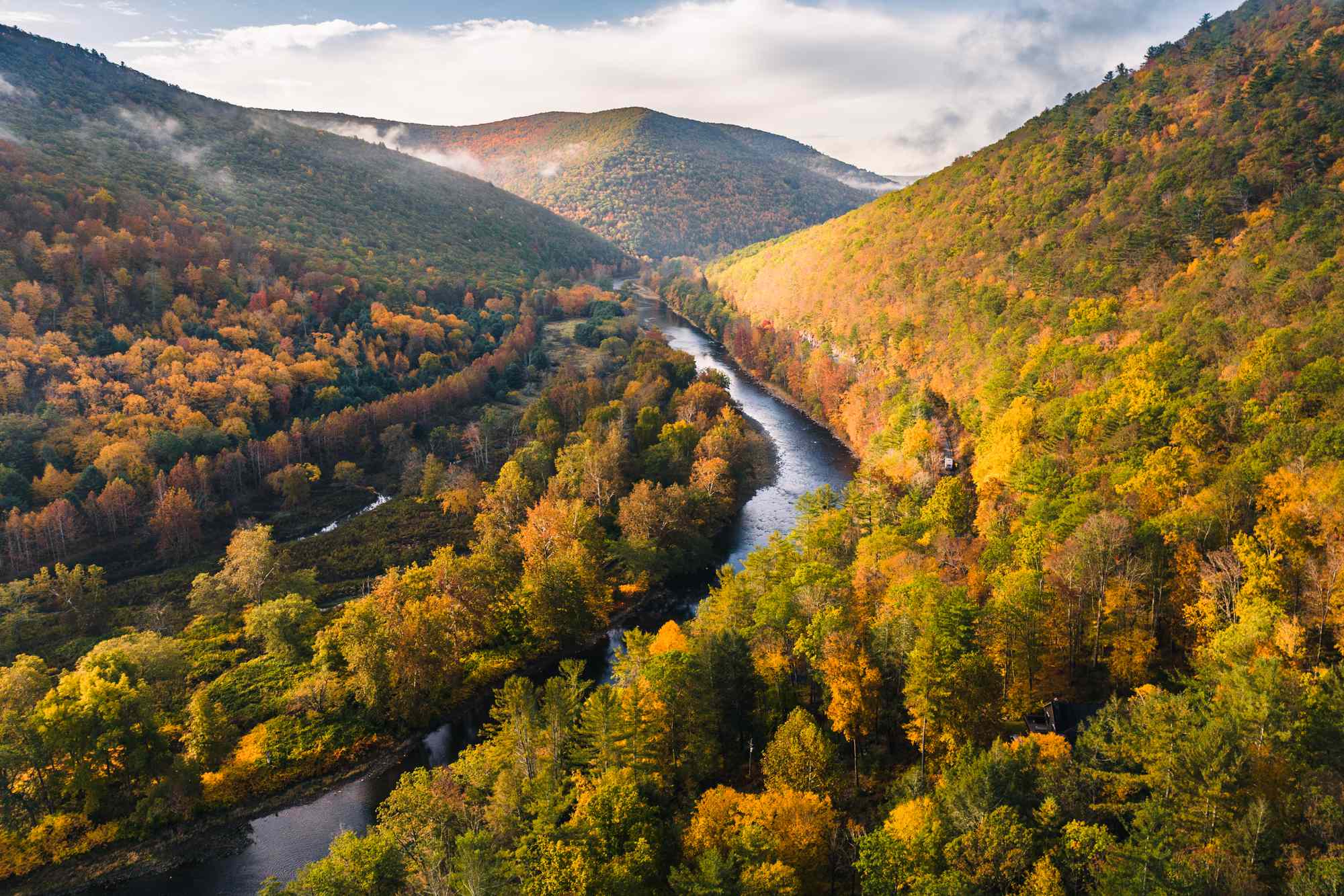 Discover the ‘Pennsylvania Grand Canyon,’ a 47-mile-long Gorge With Breathtaking Scenery in the Northeast #Travel Brace yourself for jaw-dropping views without the desert heat.